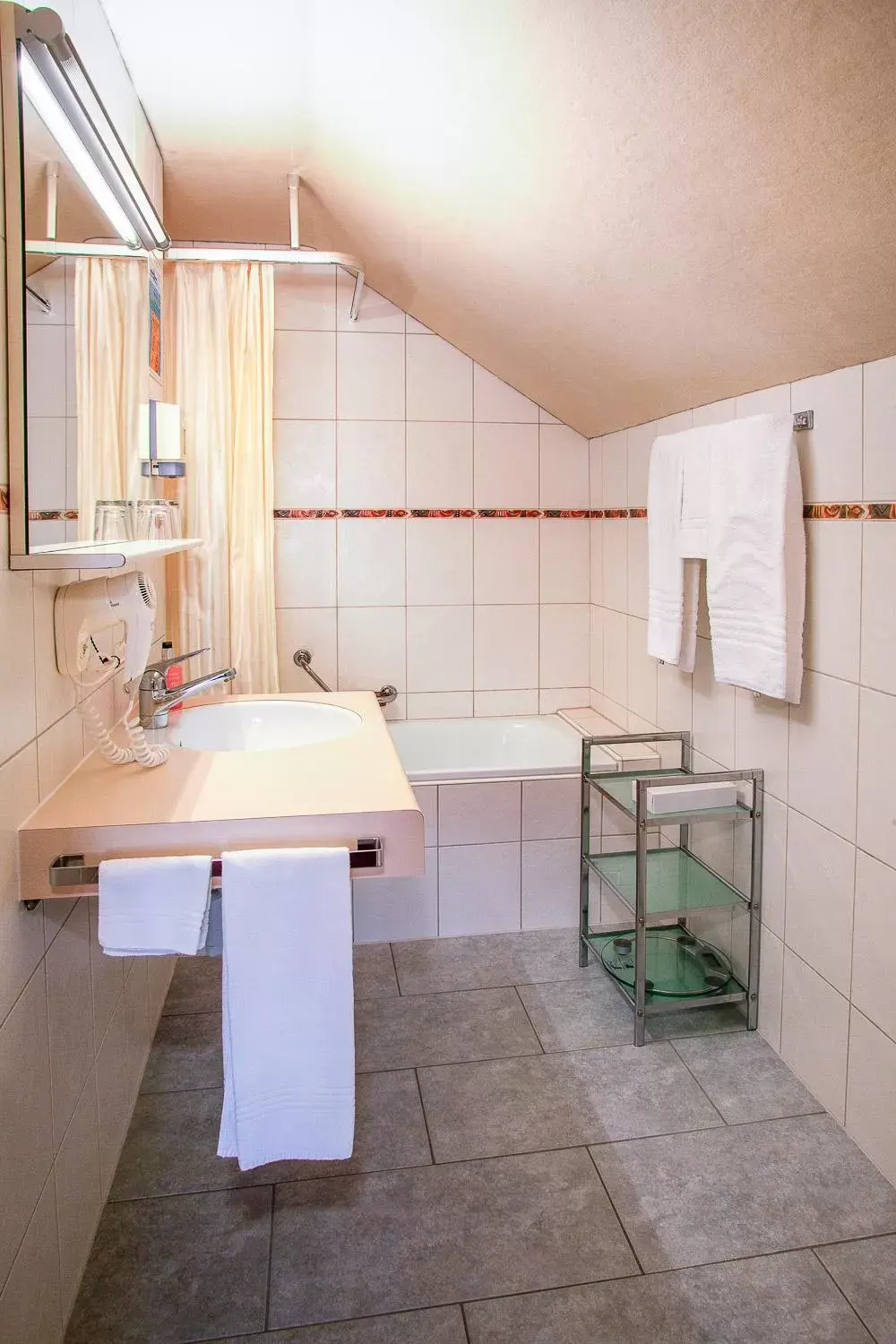 Bathroom in Hotel-Restaurant Seegarten-Marina