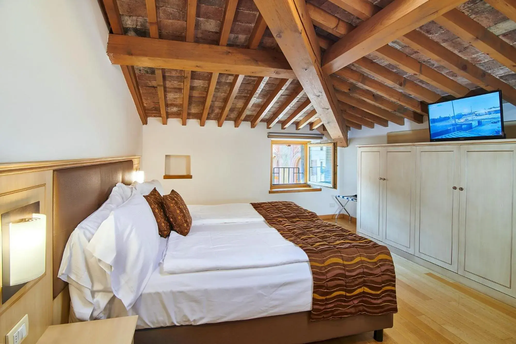 Bed in Hotel Portici - Romantik & Wellness Bed in Hotel Portici - Romantik & Wellness