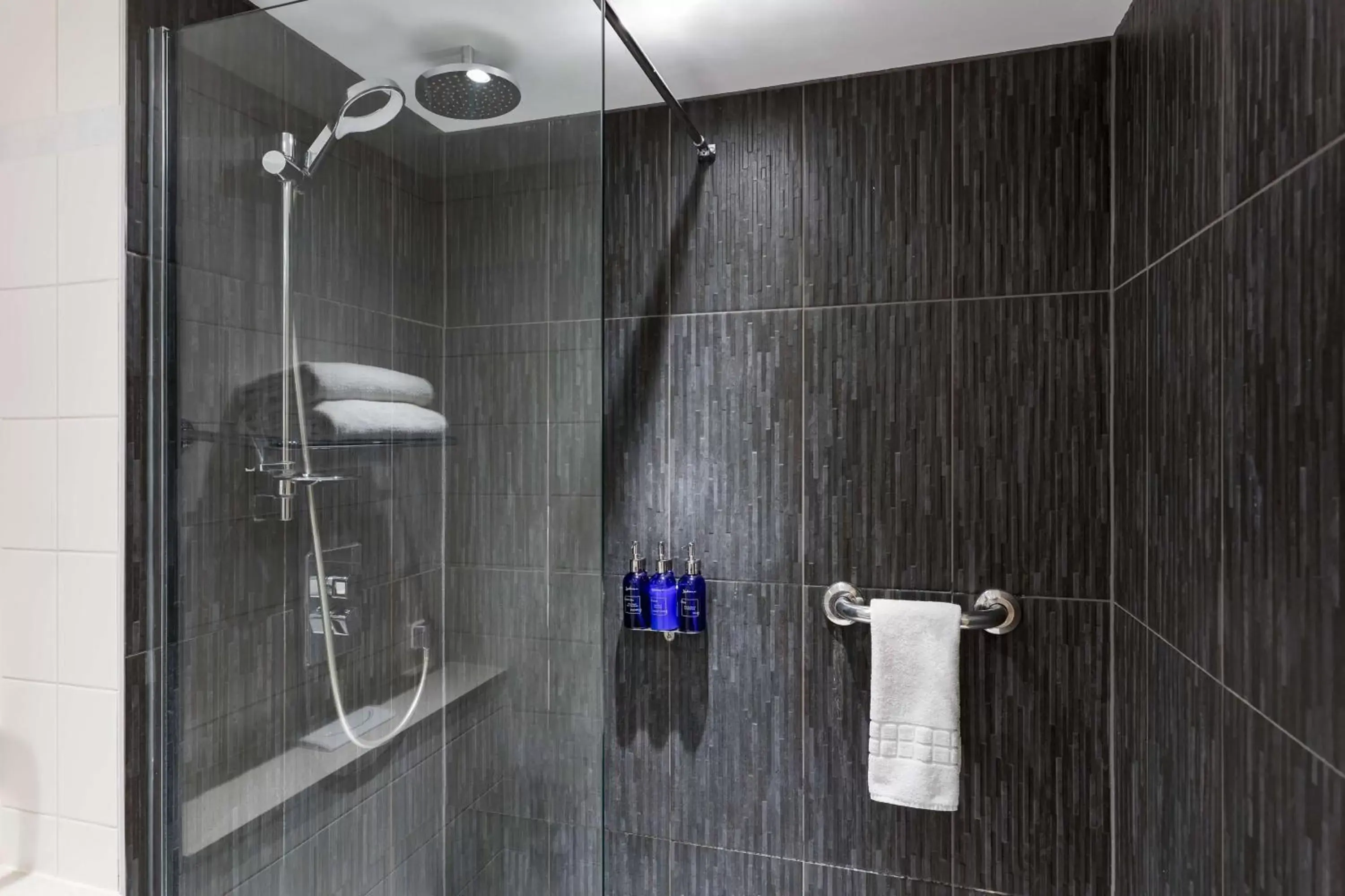 Shower, Bathroom in Radisson Blu Hotel London Stansted Airport