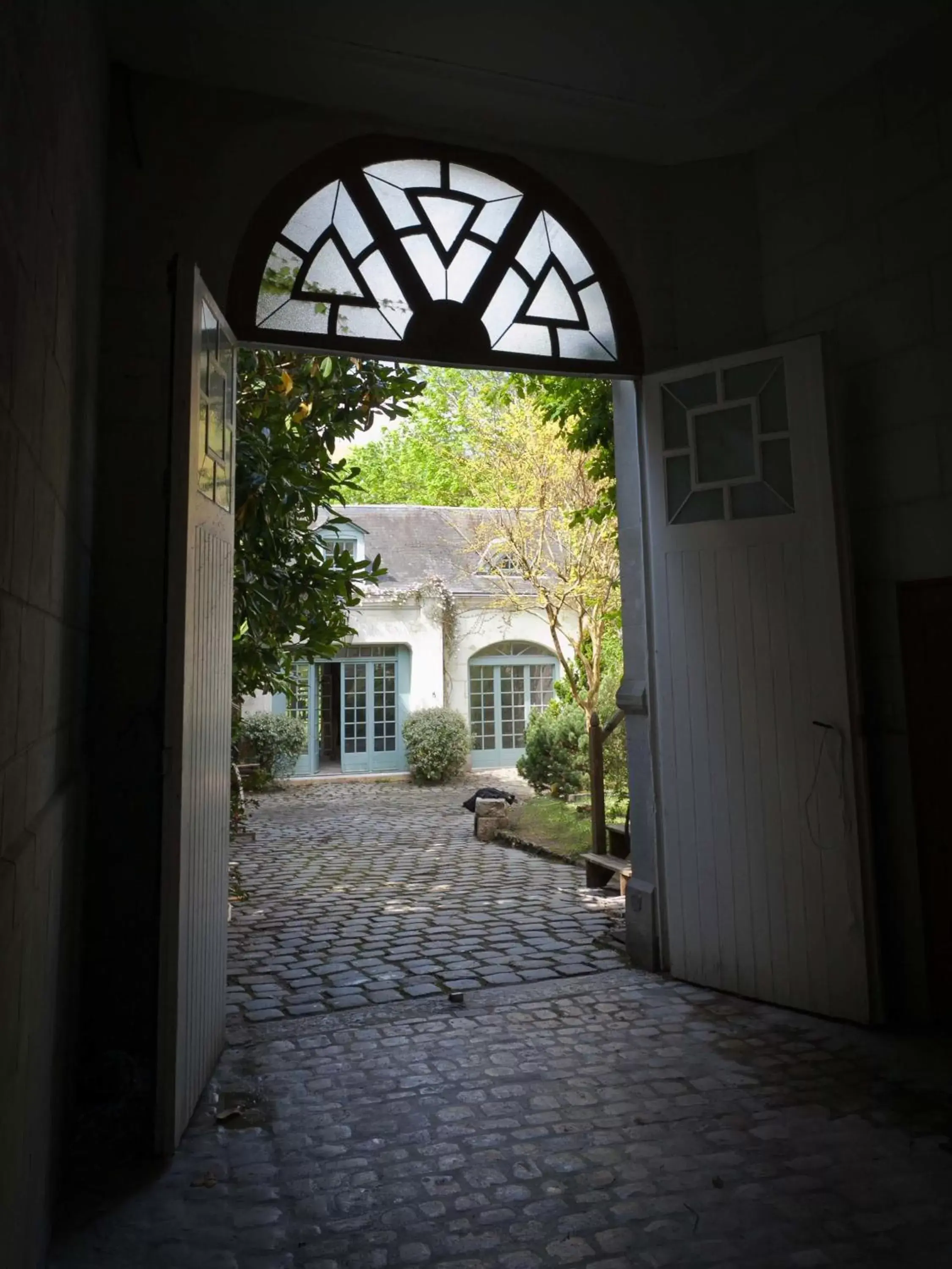 Facade/entrance in La Maison Jules