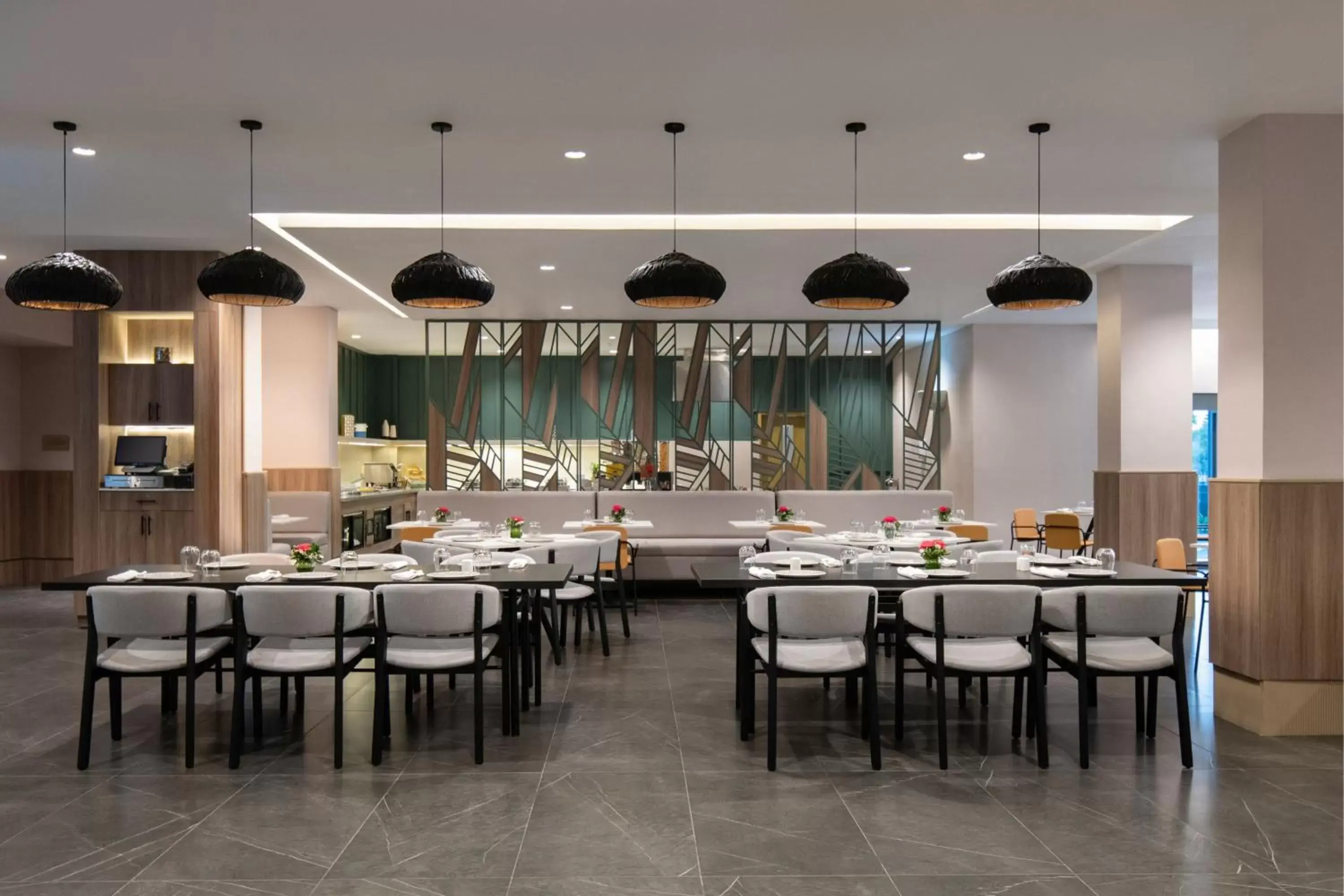 Kitchen or kitchenette, Restaurant/Places to Eat in Courtyard by Marriott Santo Domingo