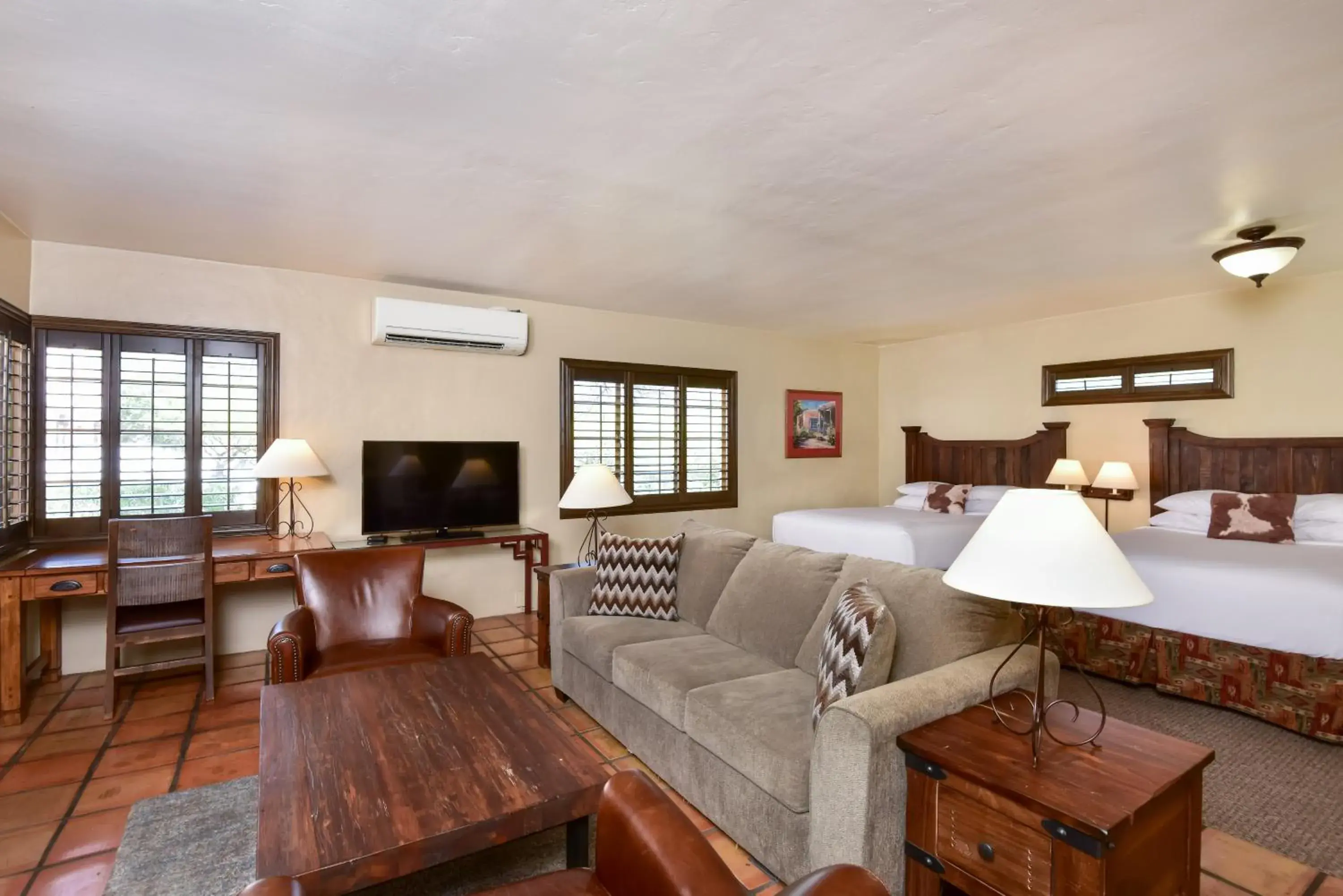 View (from property/room), Seating Area in Lodge On The Desert