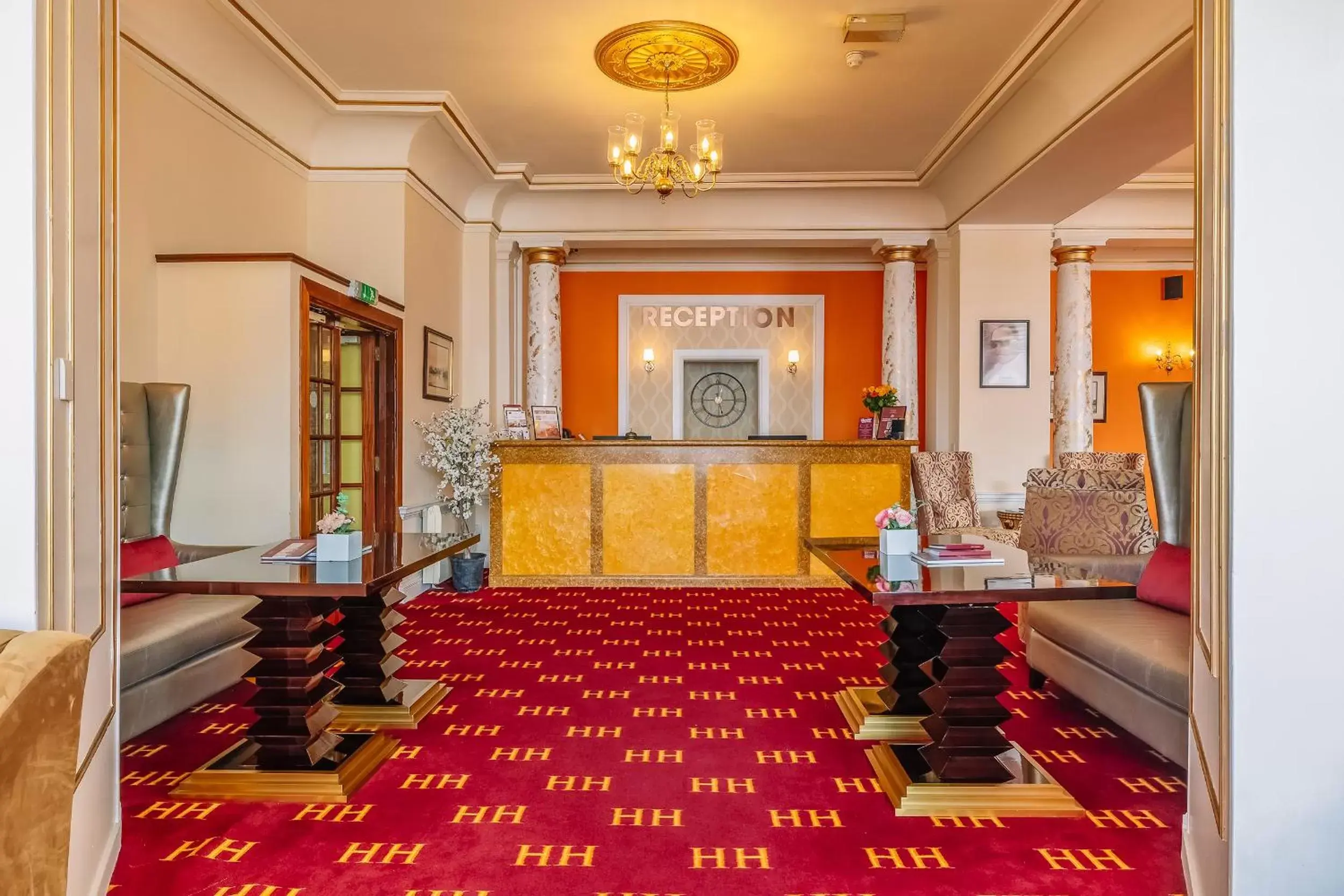 Lobby or reception in Muthu Alexandra Hotel Lobby or reception in Muthu Alexandra Hotel