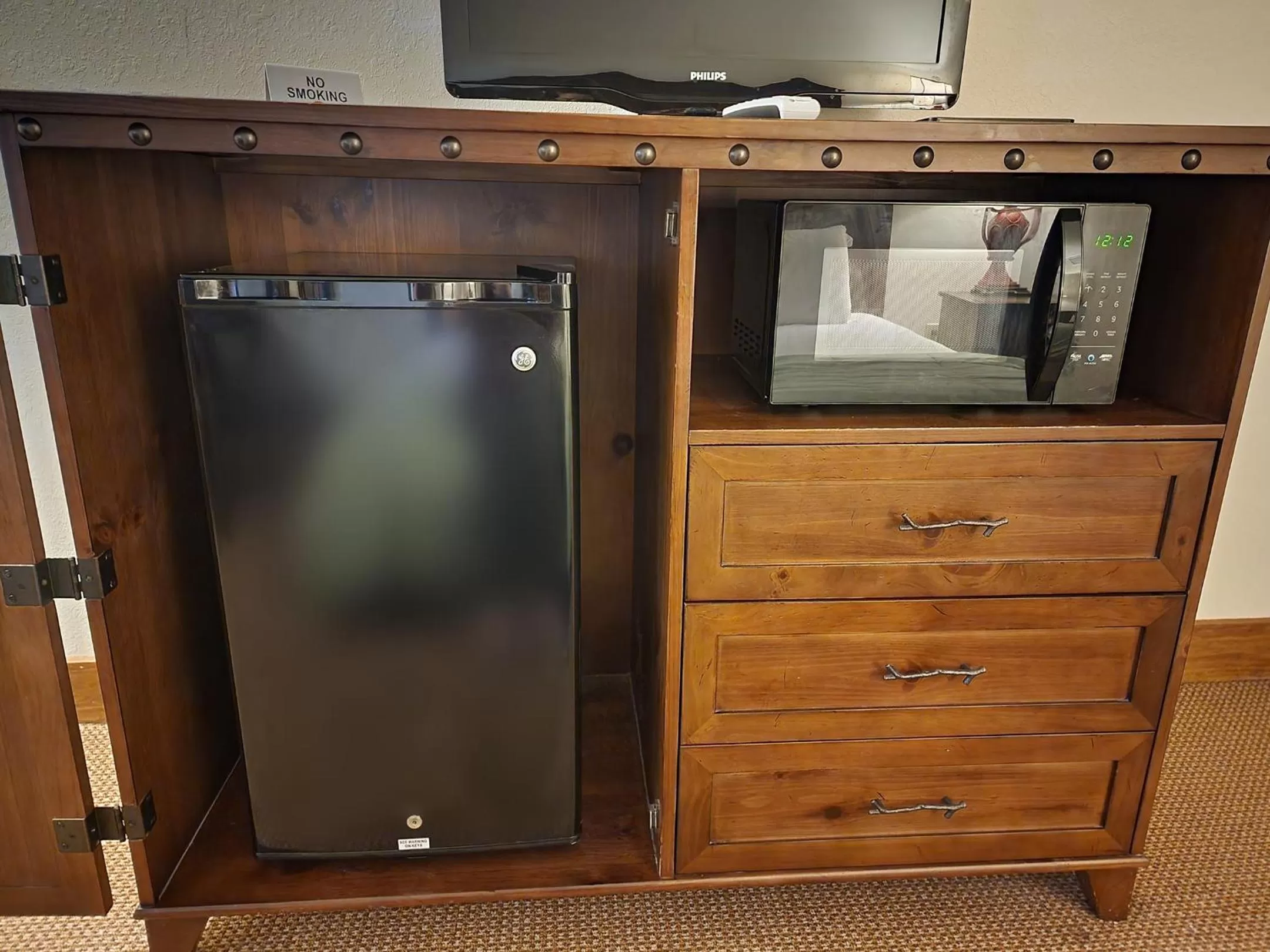 minibar in The Inn at Shady Lawn