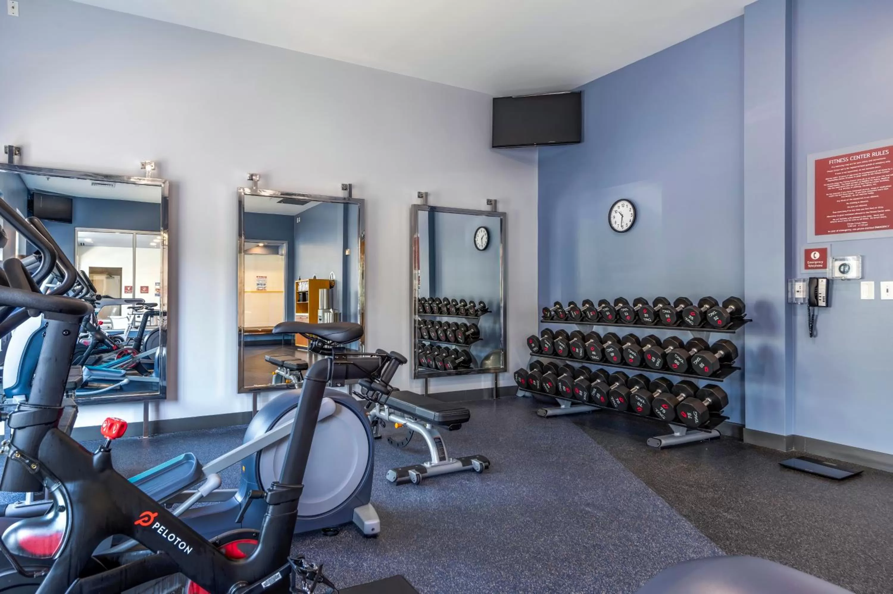 Fitness centre/facilities in DoubleTree by Hilton Raleigh-Cary