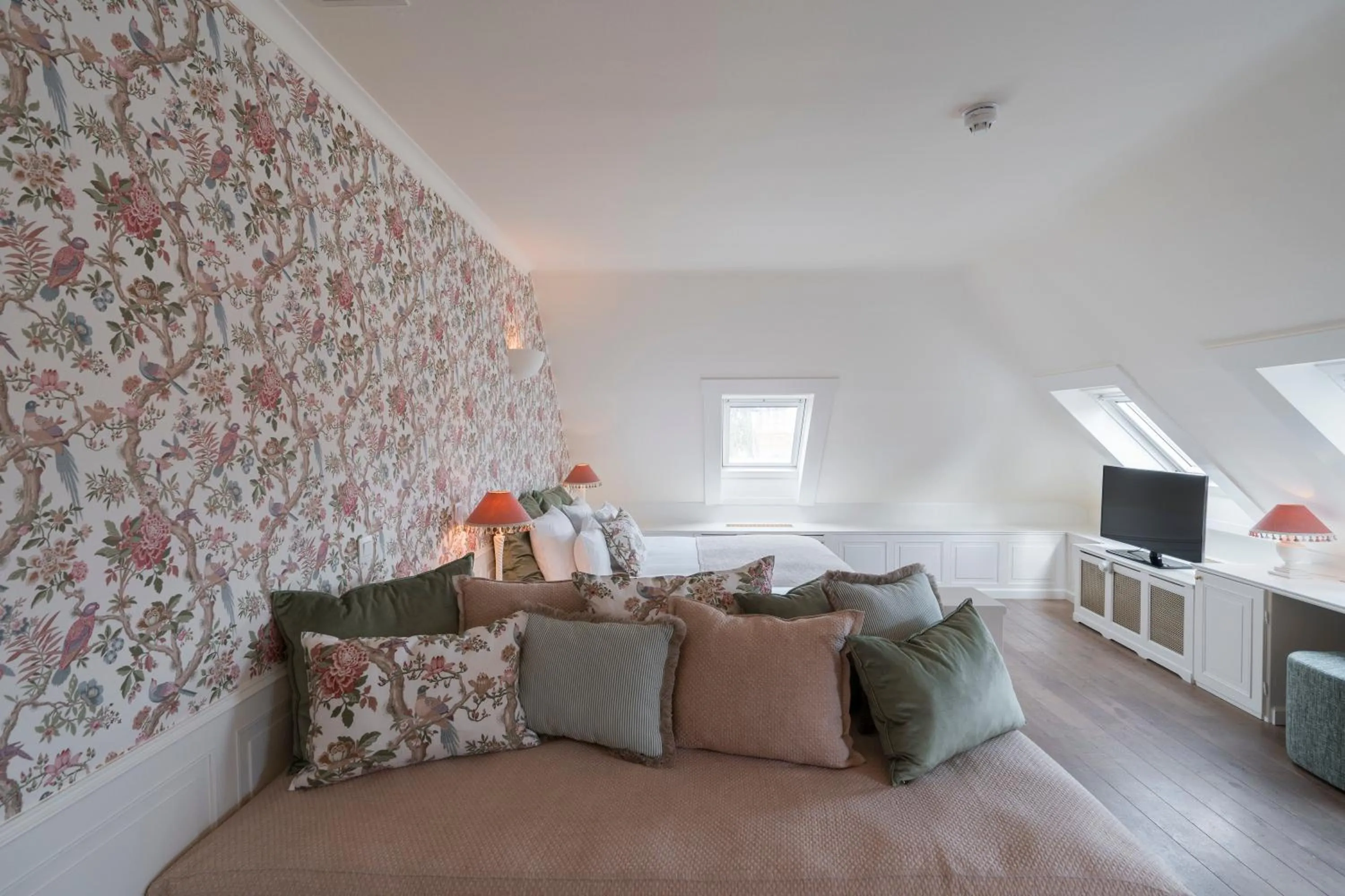 Bedroom in De Tuilerieën - Small Luxury Hotels of the World