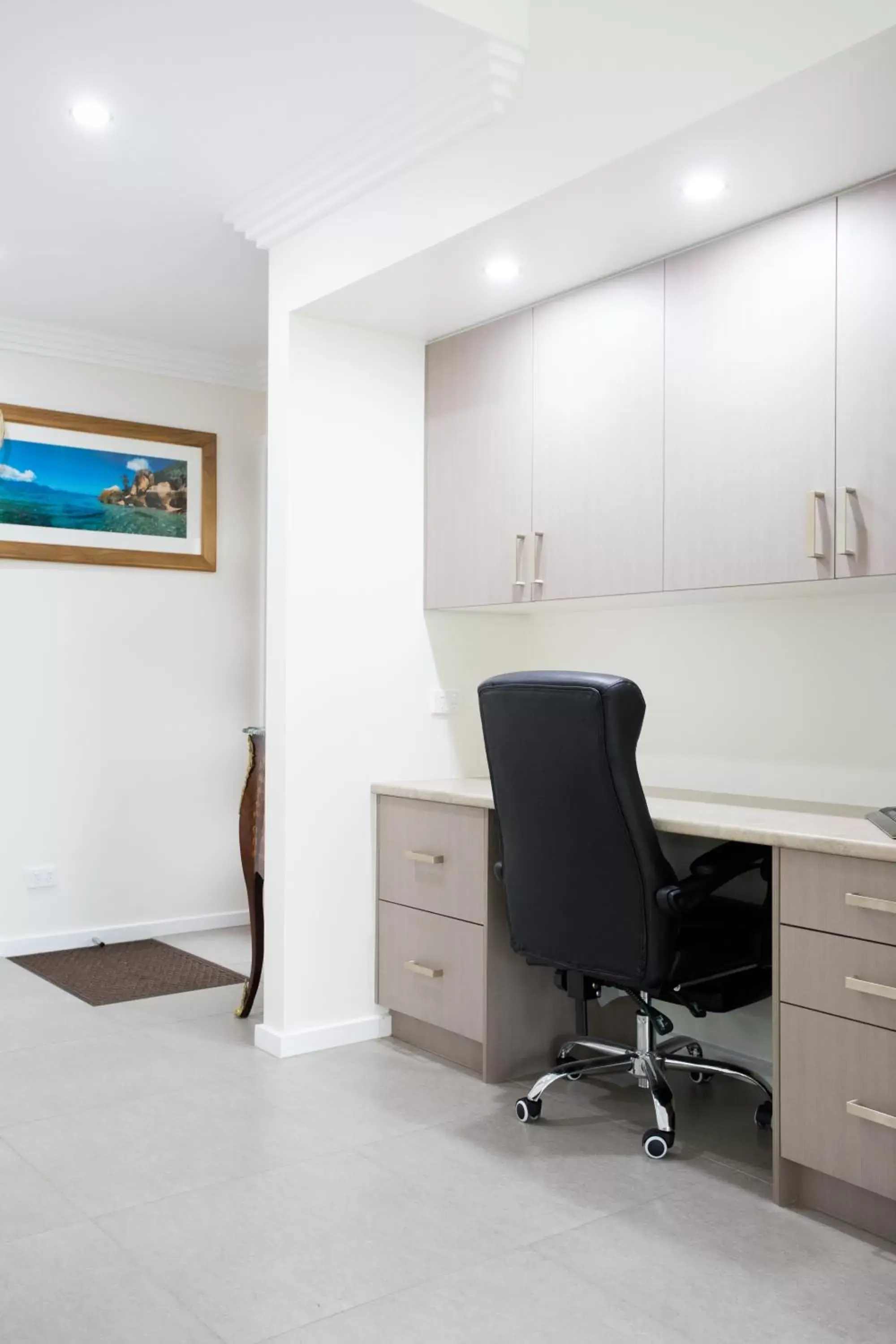 Business facilities in Armidale Cottage - House 2