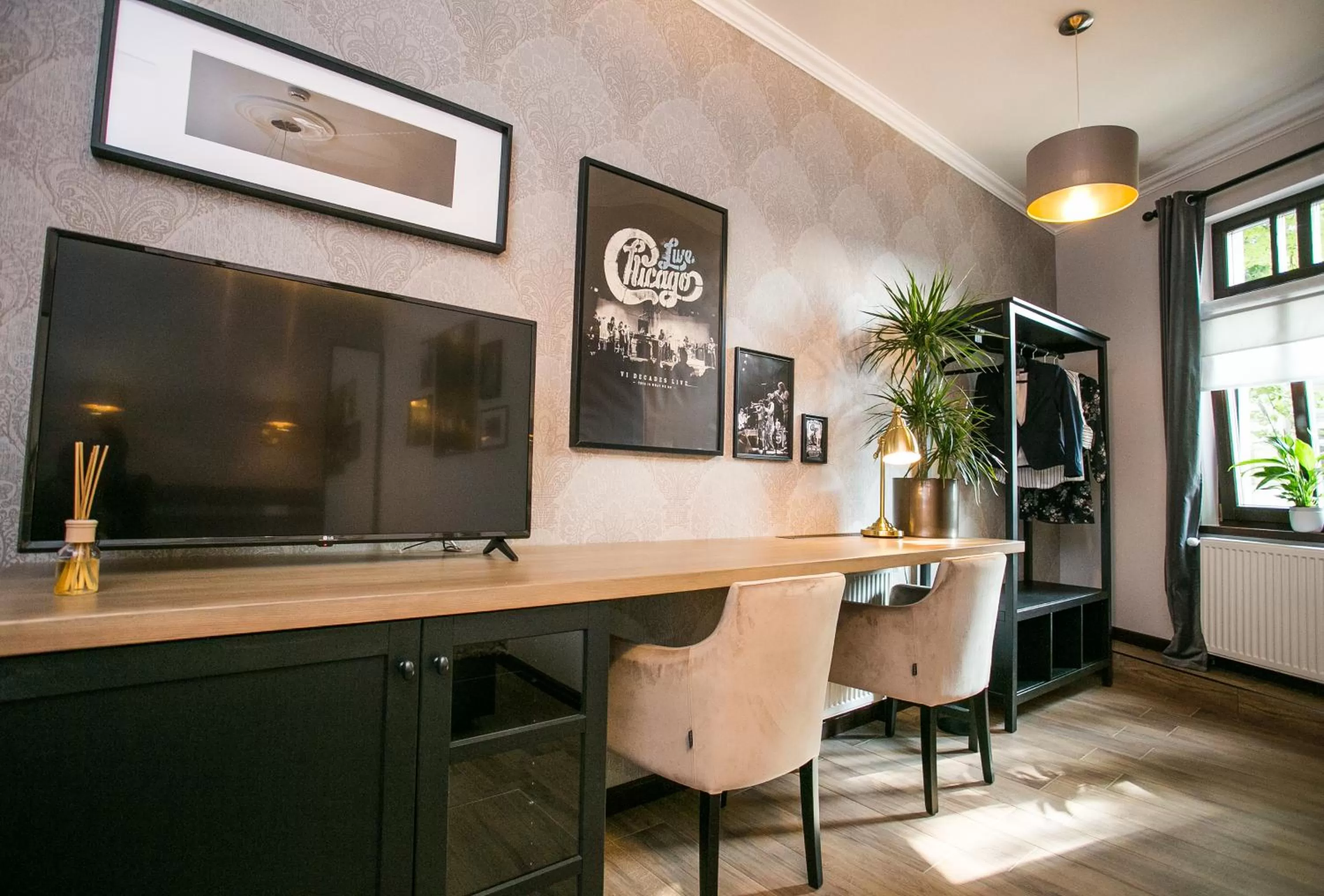 TV and multimedia in Chicago Vendégház