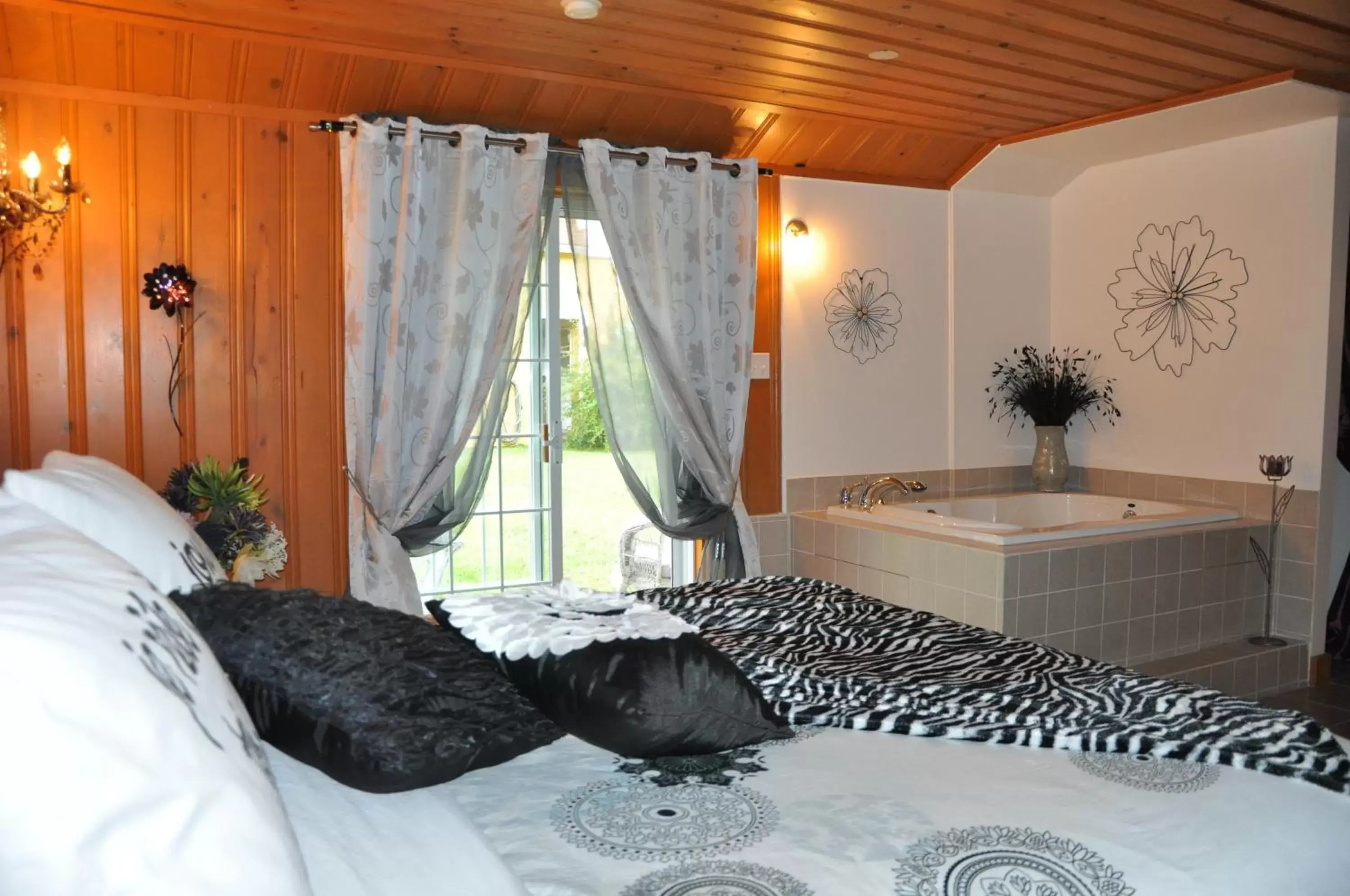 Bedroom in Auberge sur la Côte