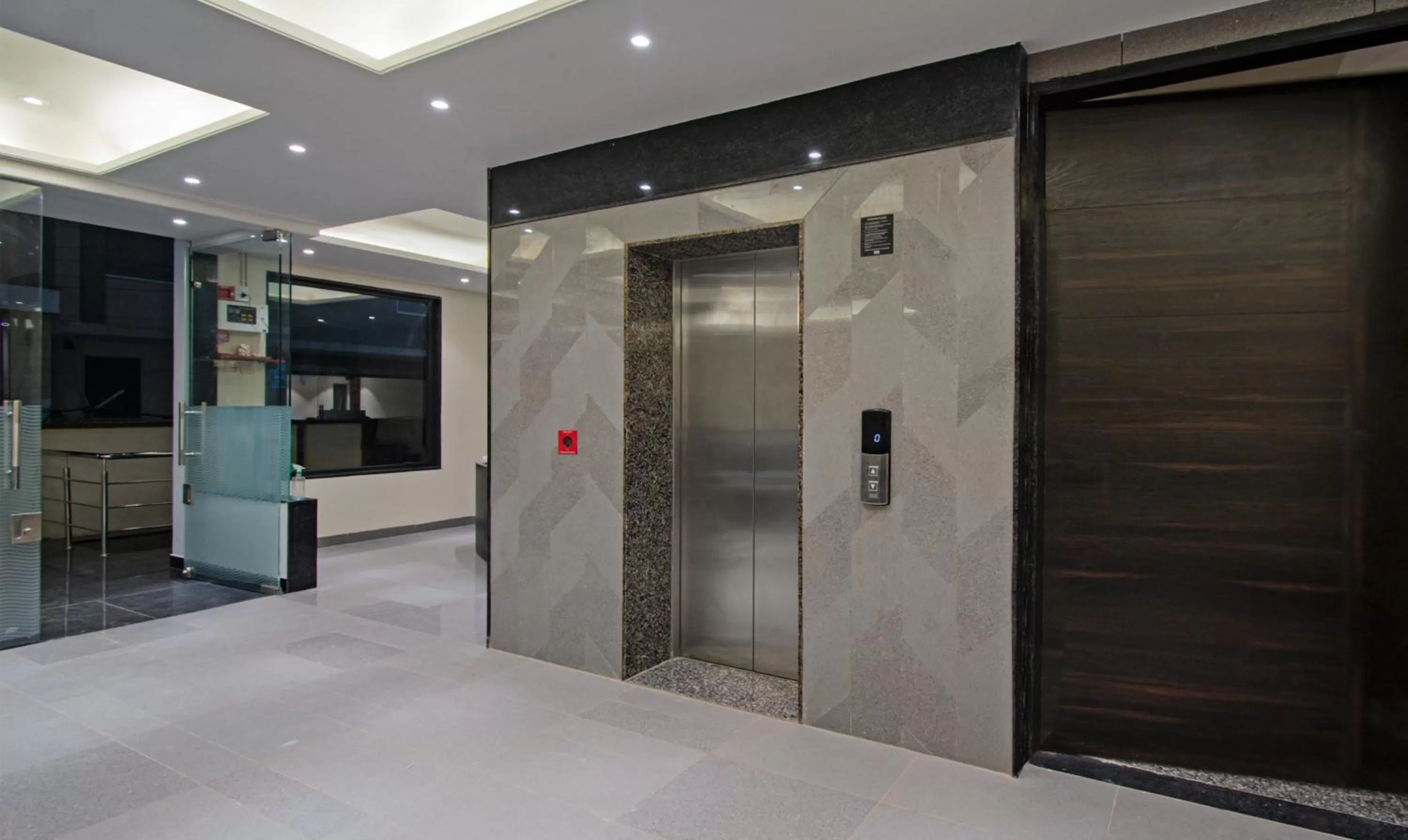 elevator in Treebo Pink City Grand