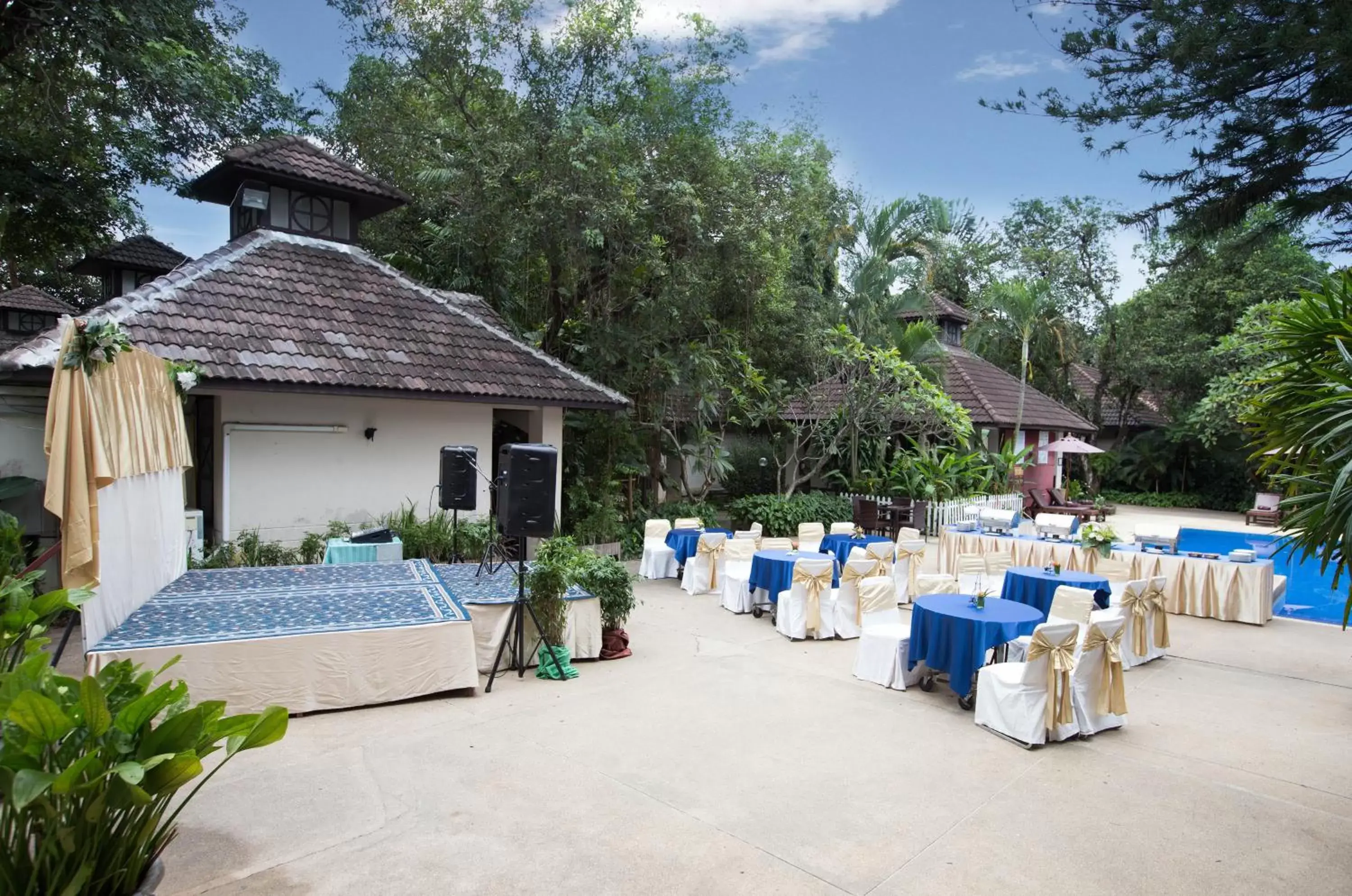 Swimming pool in Eurasia Chiang Mai Hotel