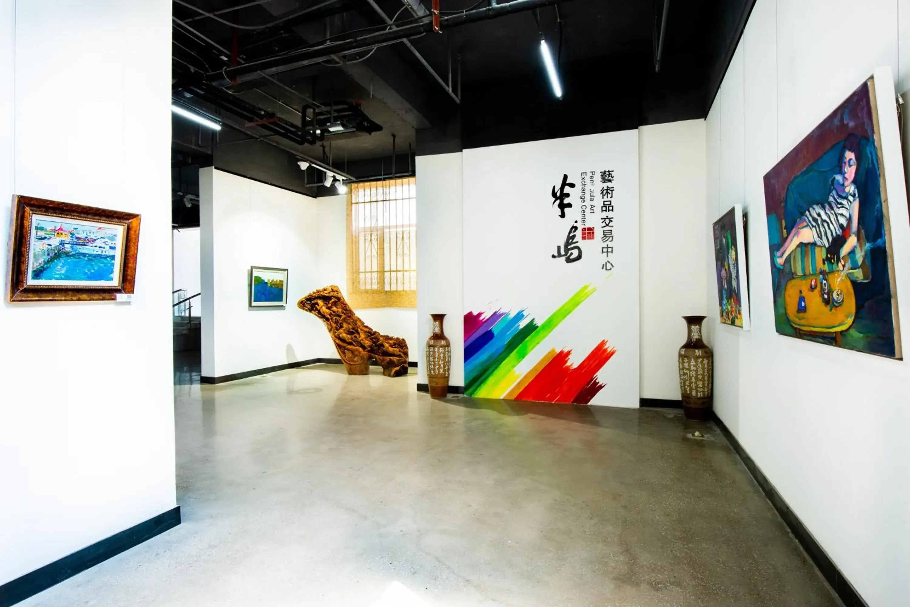 Swimming pool in Holiday Inn Express Weihai Hi-Tech Zone by IHG Swimming pool in Holiday Inn Express Weihai Hi-Tech Zone by IHG