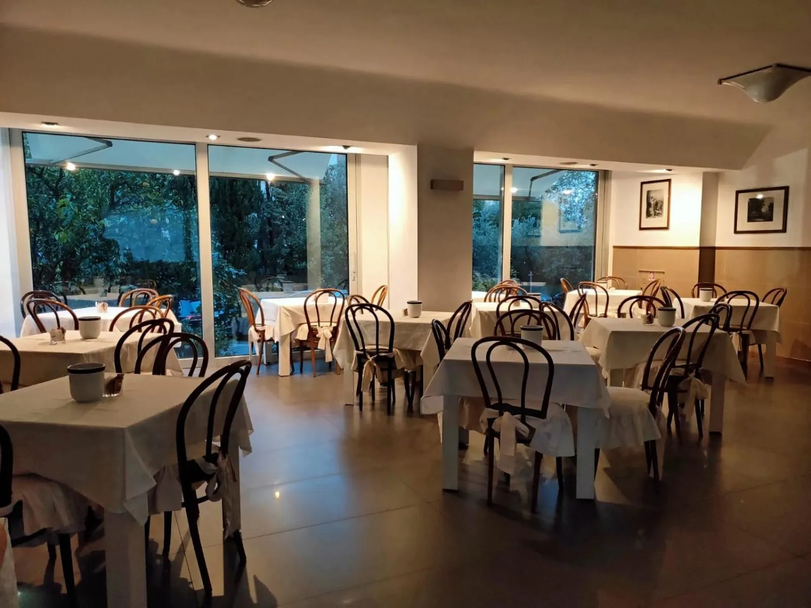 Food and drinks in Hotel Ghironi