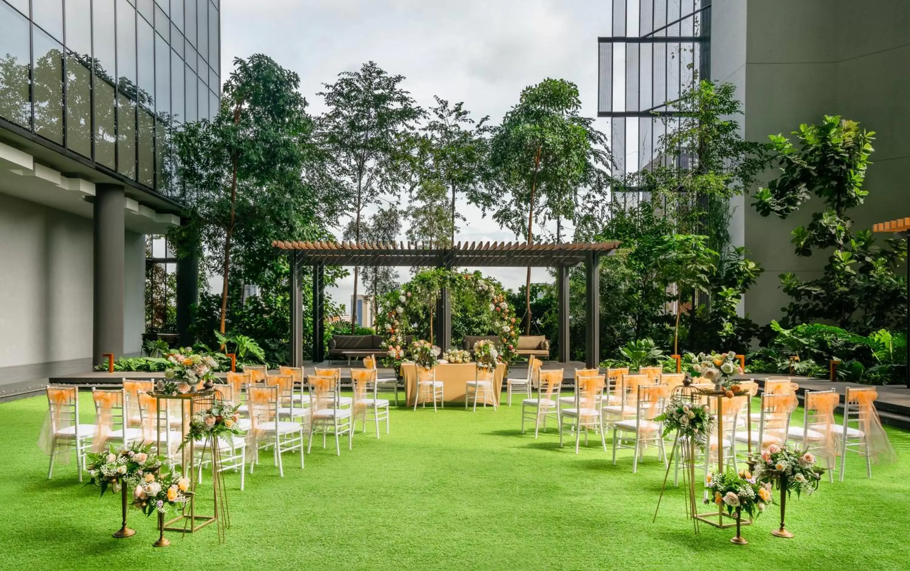 Banquet/Function facilities, Garden in Oasia Hotel Downtown, Singapore by Far East Hospitality