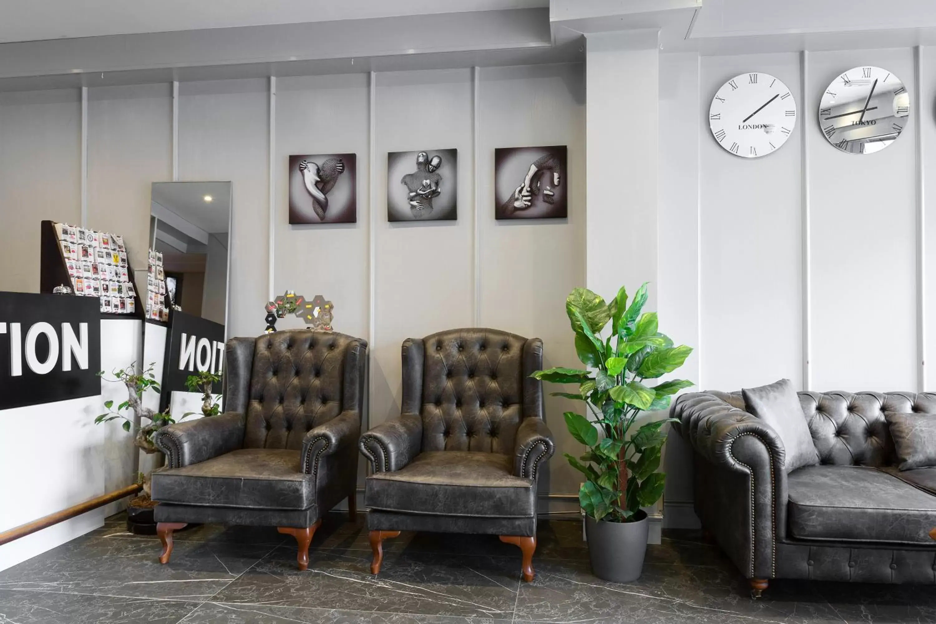 Lobby or reception, Seating Area in Central Hoxton Shoreditch