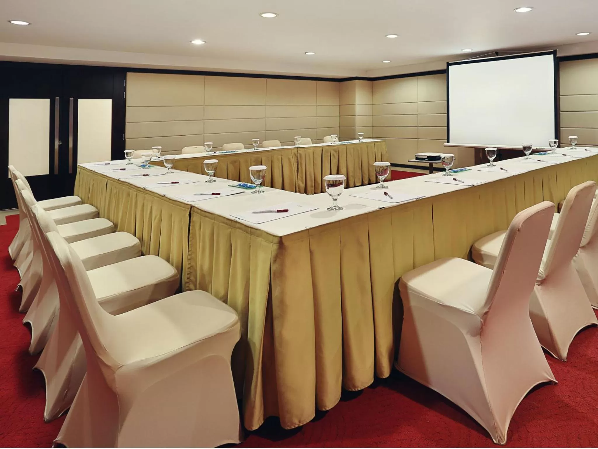 Business facilities in Mercure Pontianak City Center
