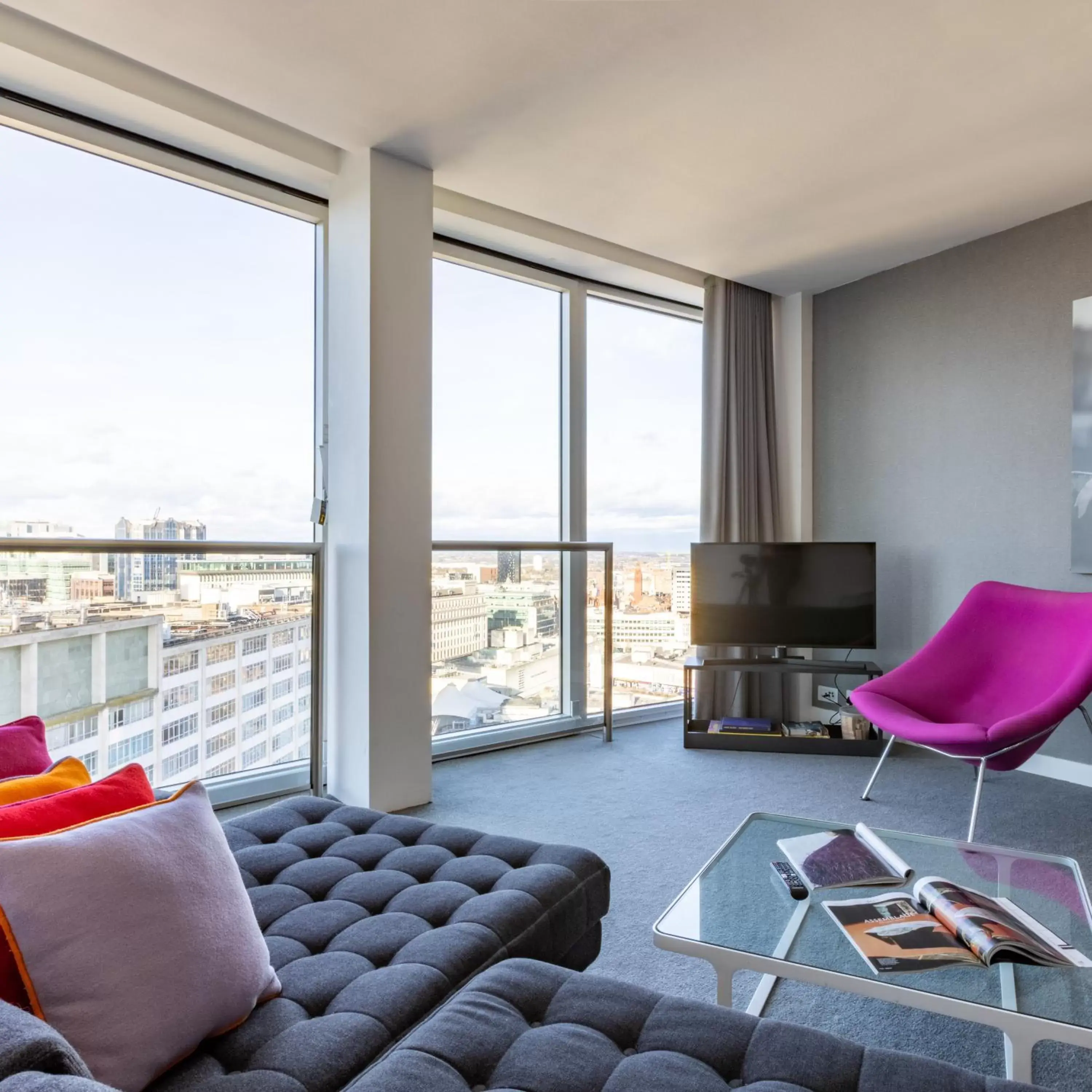 Communal lounge/ TV room, Seating Area in Staying Cool At Rotunda