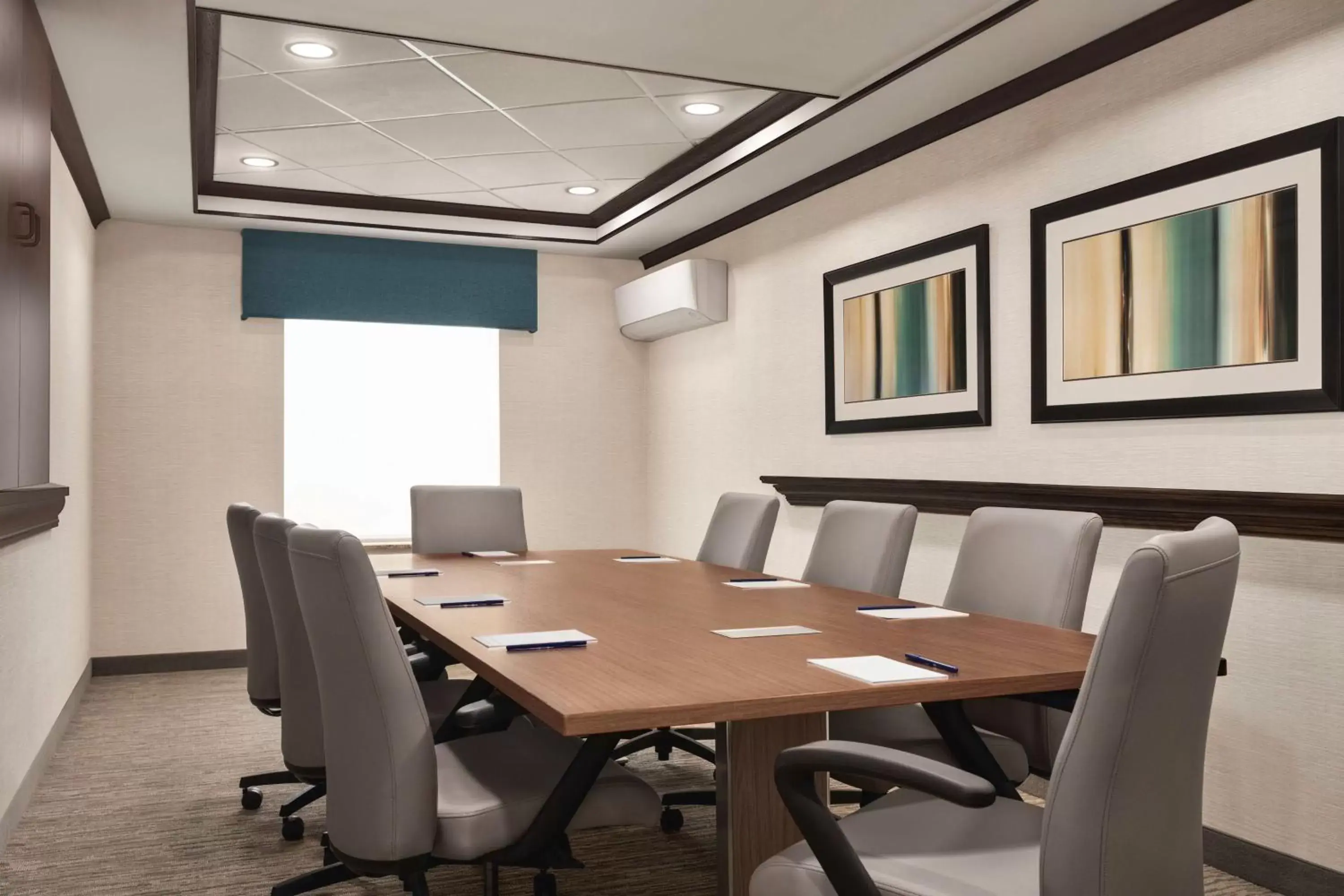 Meeting/conference room in Hampton Inn New Albany