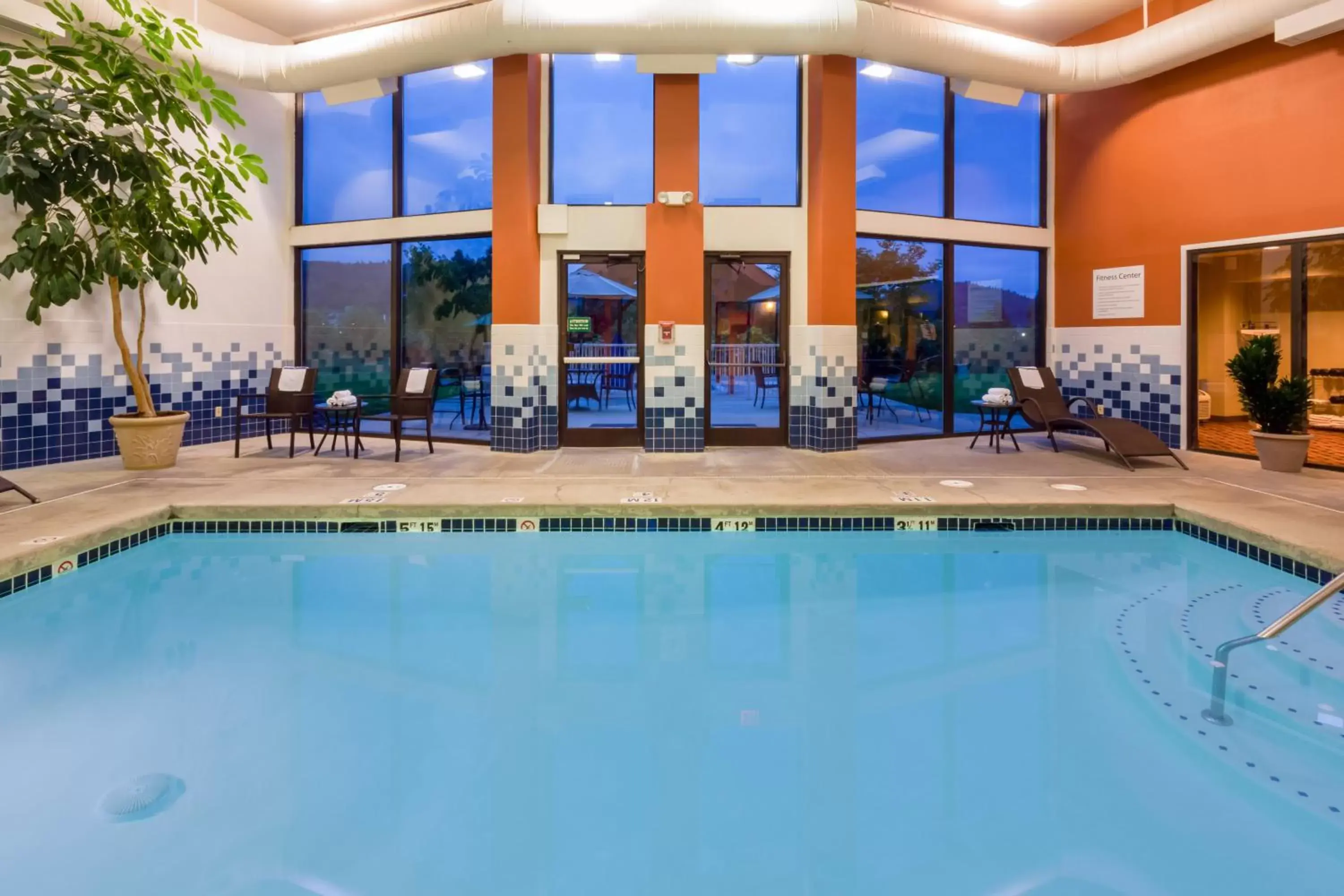 Swimming Pool in Holiday Inn Express Roseburg, an IHG Hotel