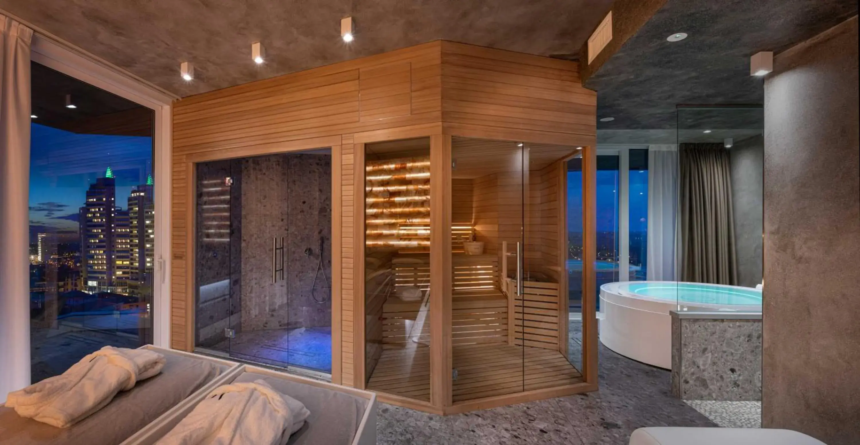 Spa and wellness centre/facilities, Bed in J44 Lifestyle Hotel