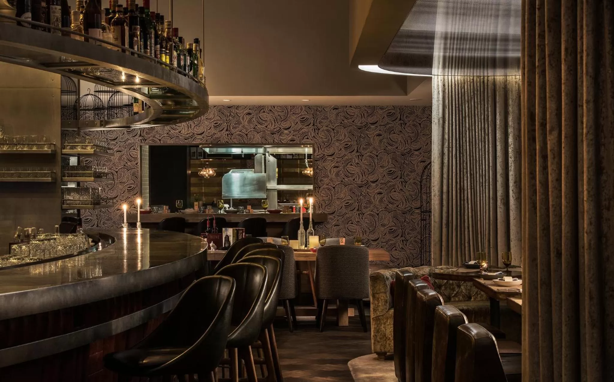 Restaurant/places to eat in Virgin Hotels Chicago