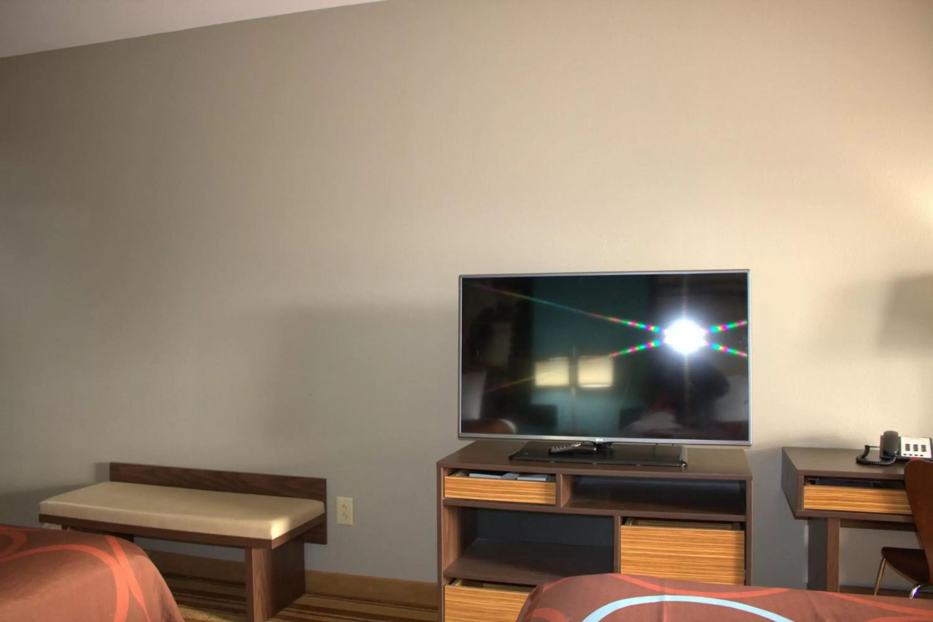 TV and multimedia, TV/Entertainment Center in Super 8 by Wyndham Rainsville