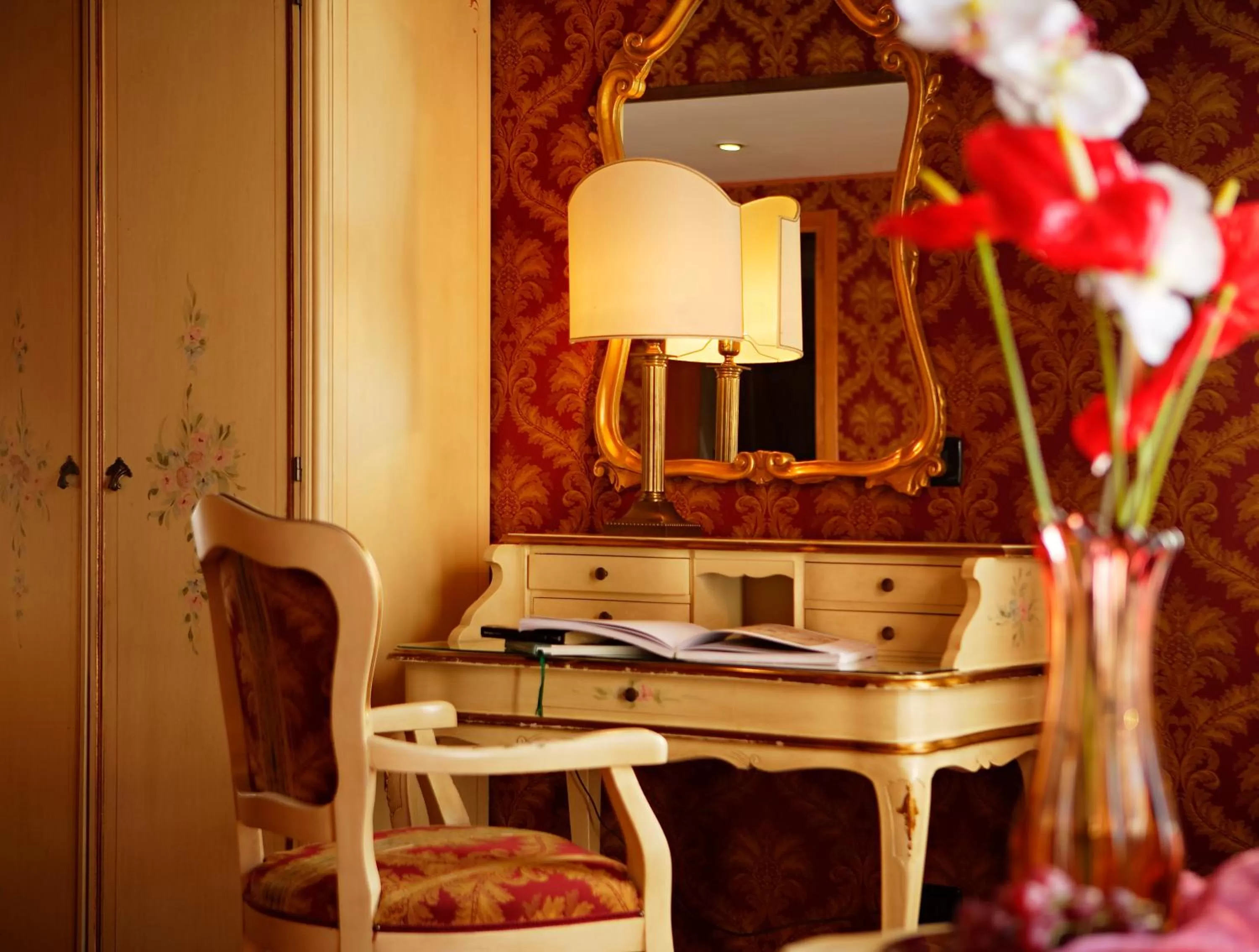 Decorative detail in Hotel Gorizia a La Valigia