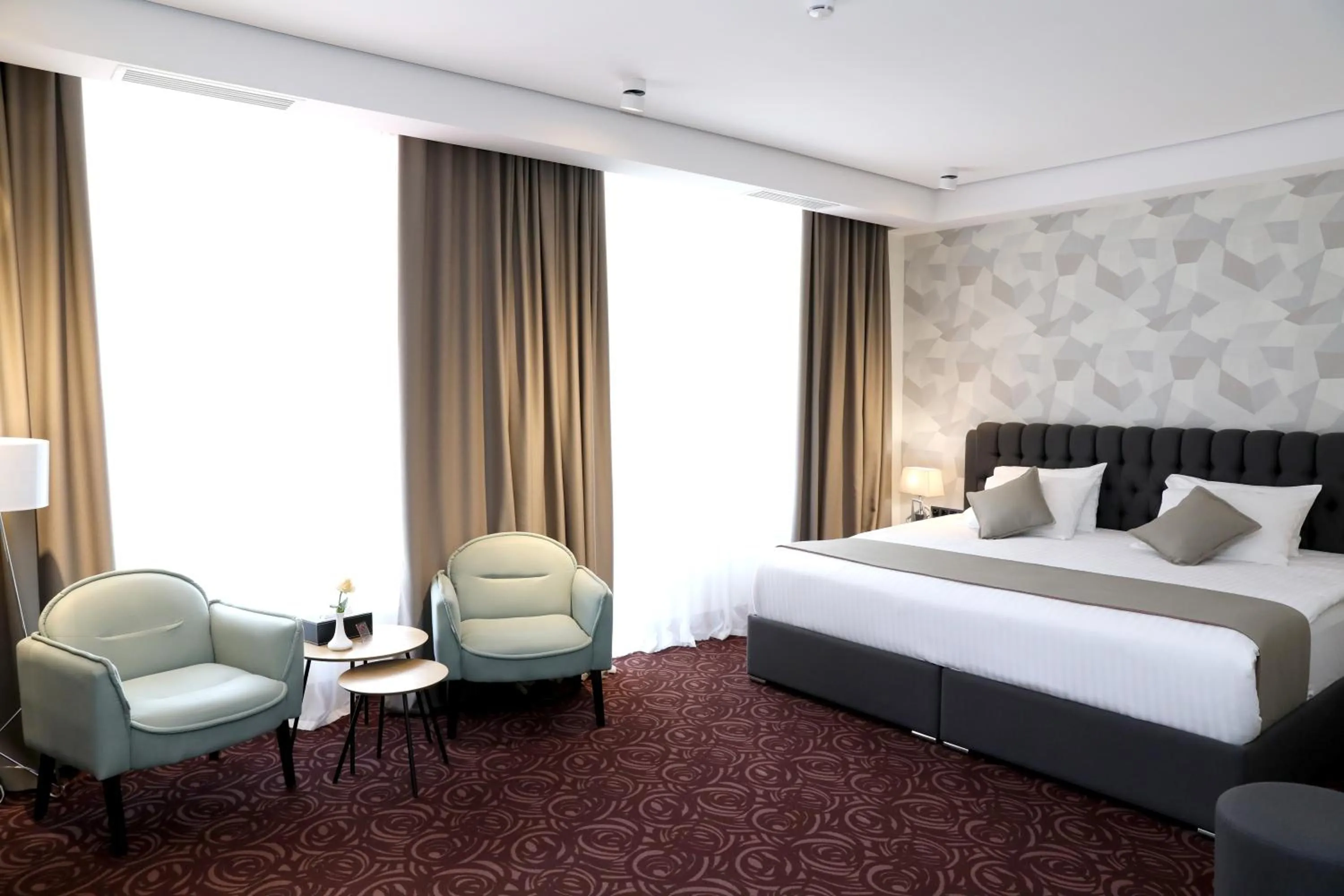 Bed in Best Western Plus Paradise Hotel Dilijan