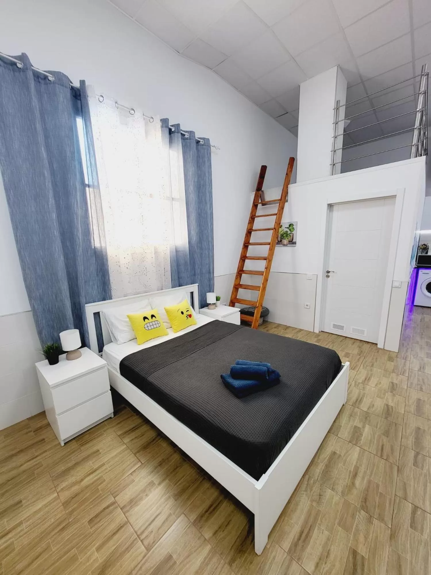 Bed in Grandera Apart`s - Lliri 7