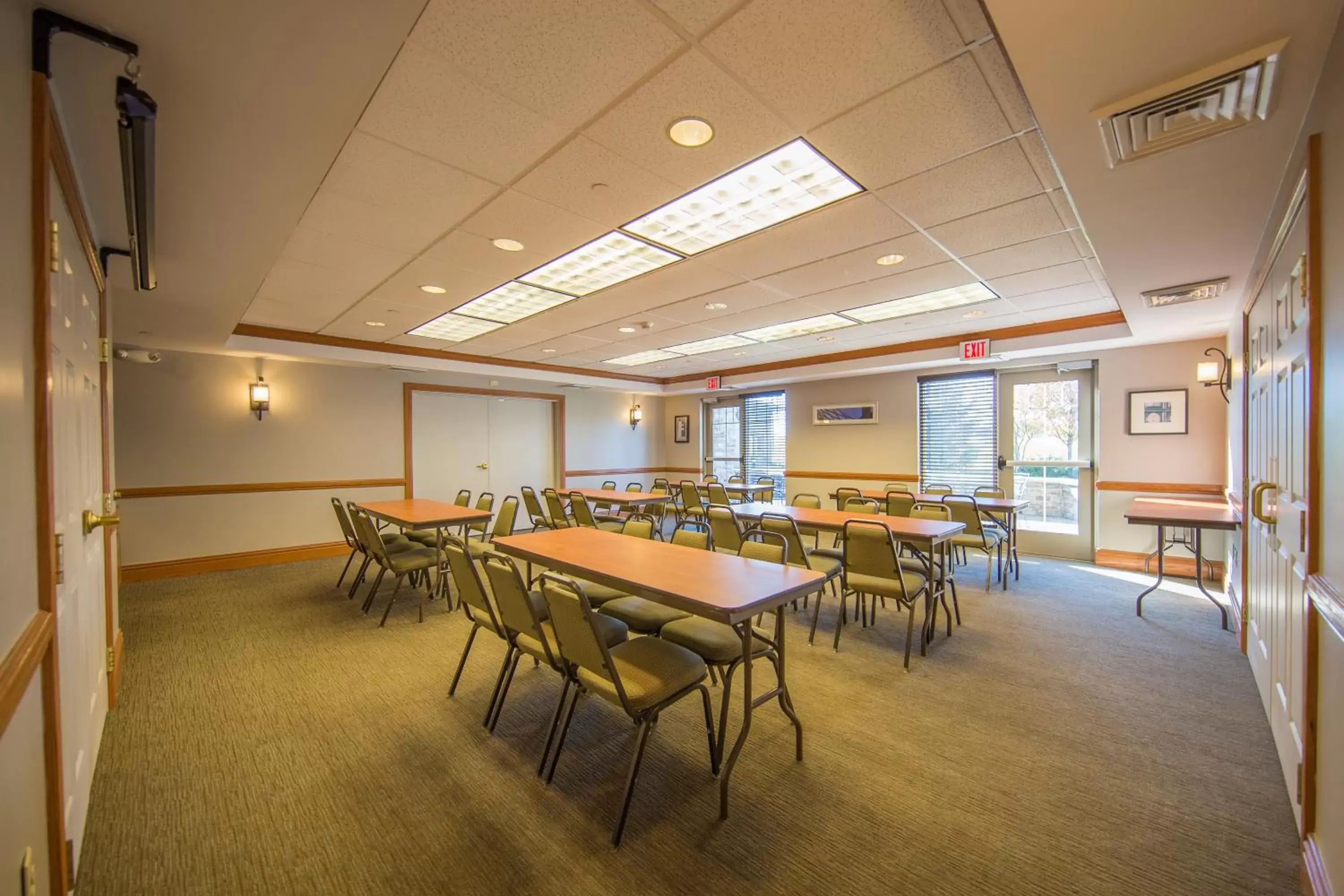 Meeting/conference room in Country Inn & Suites by Radisson, Portage, IN