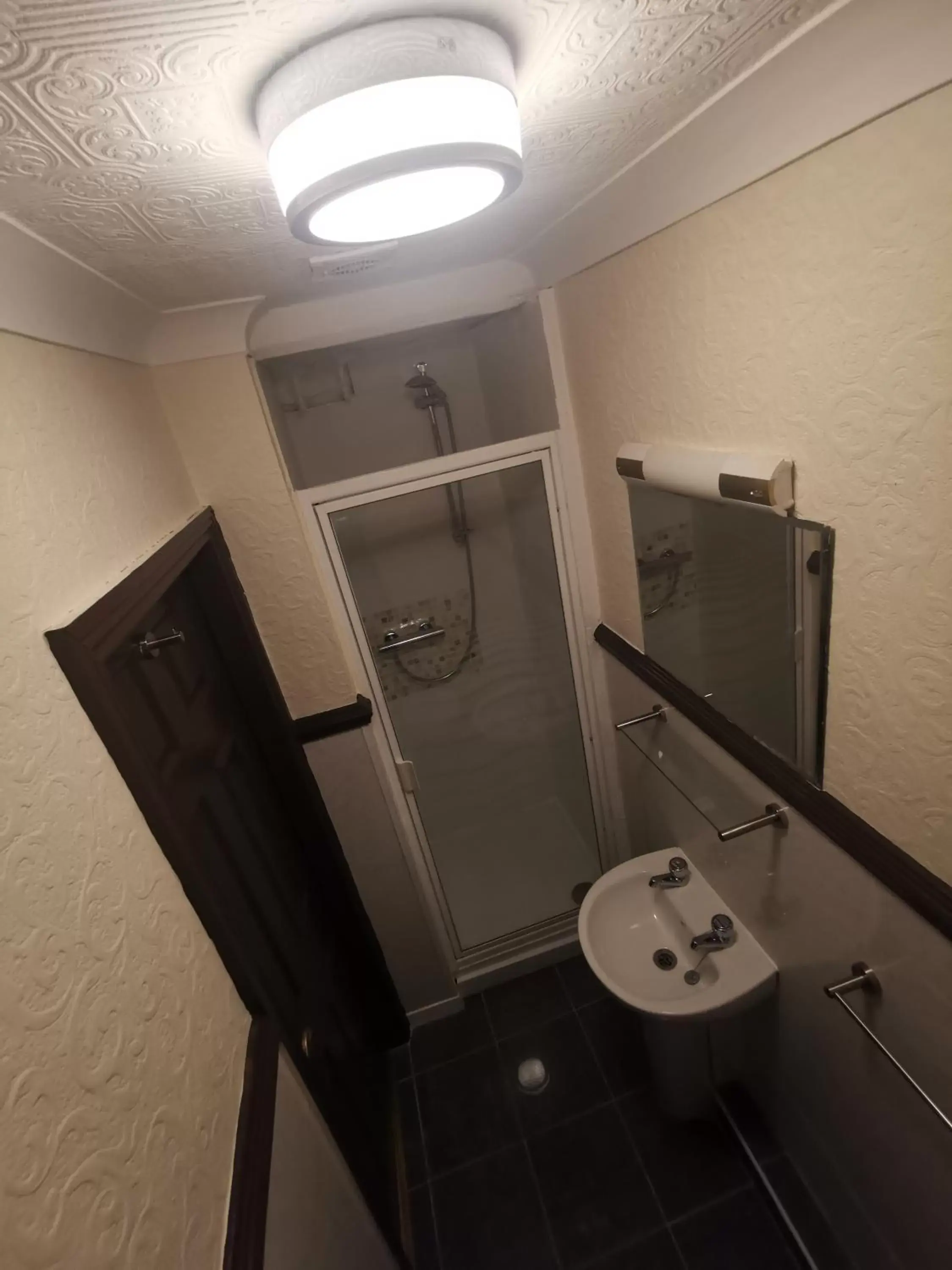 Bathroom in The Redwell Inn