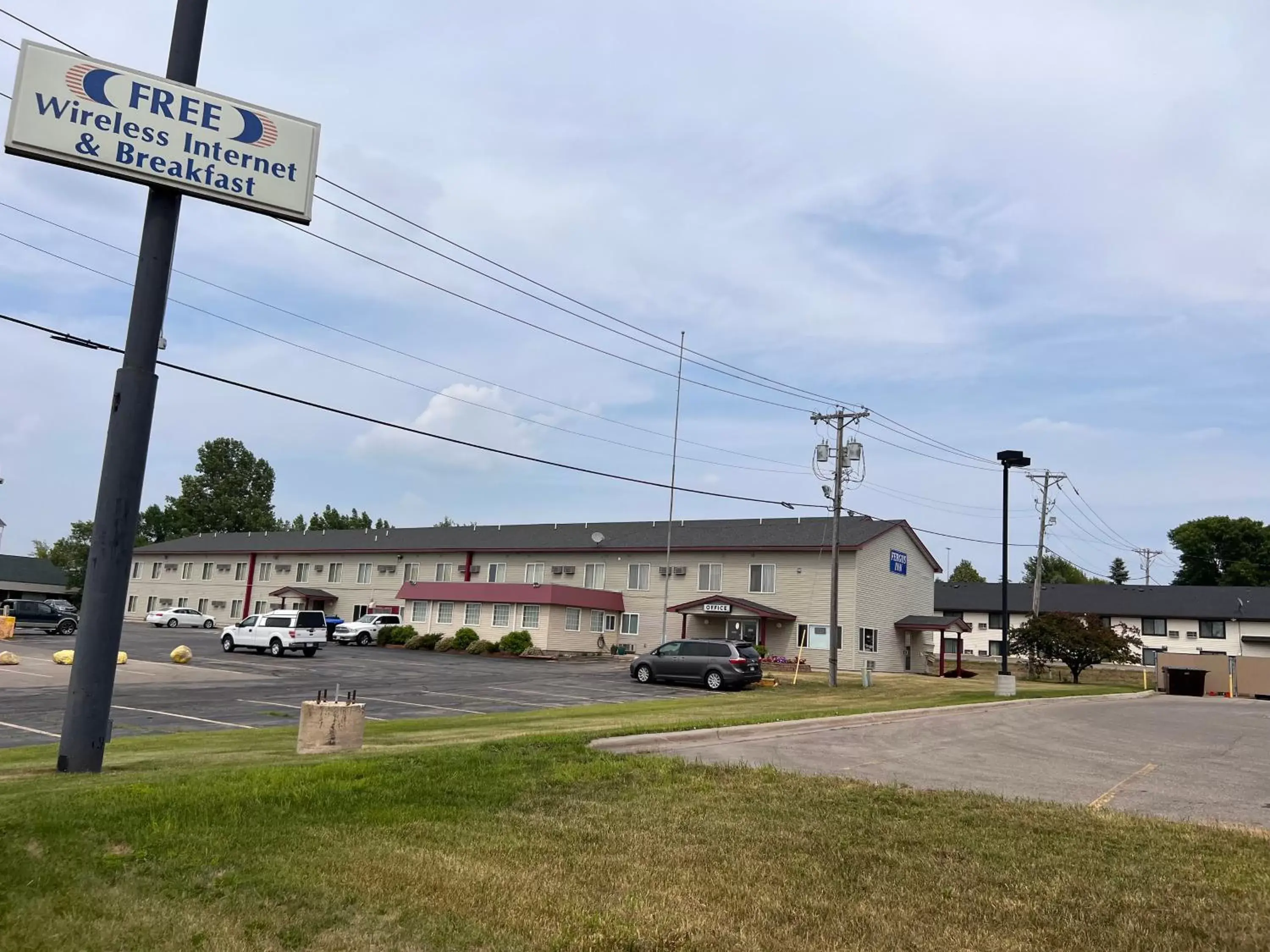 Property Building in Fergus Inn