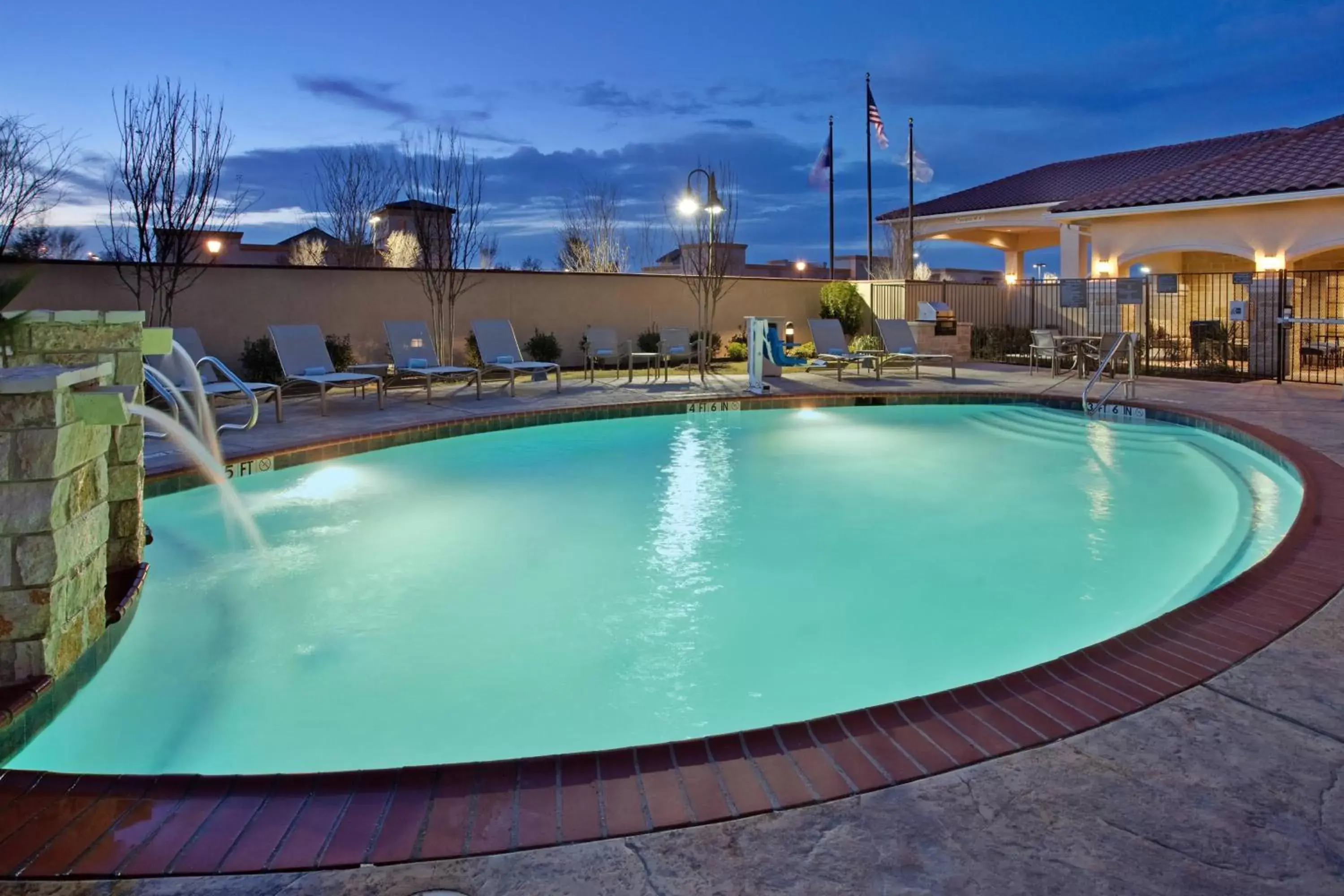 Swimming Pool in Residence Inn Odessa