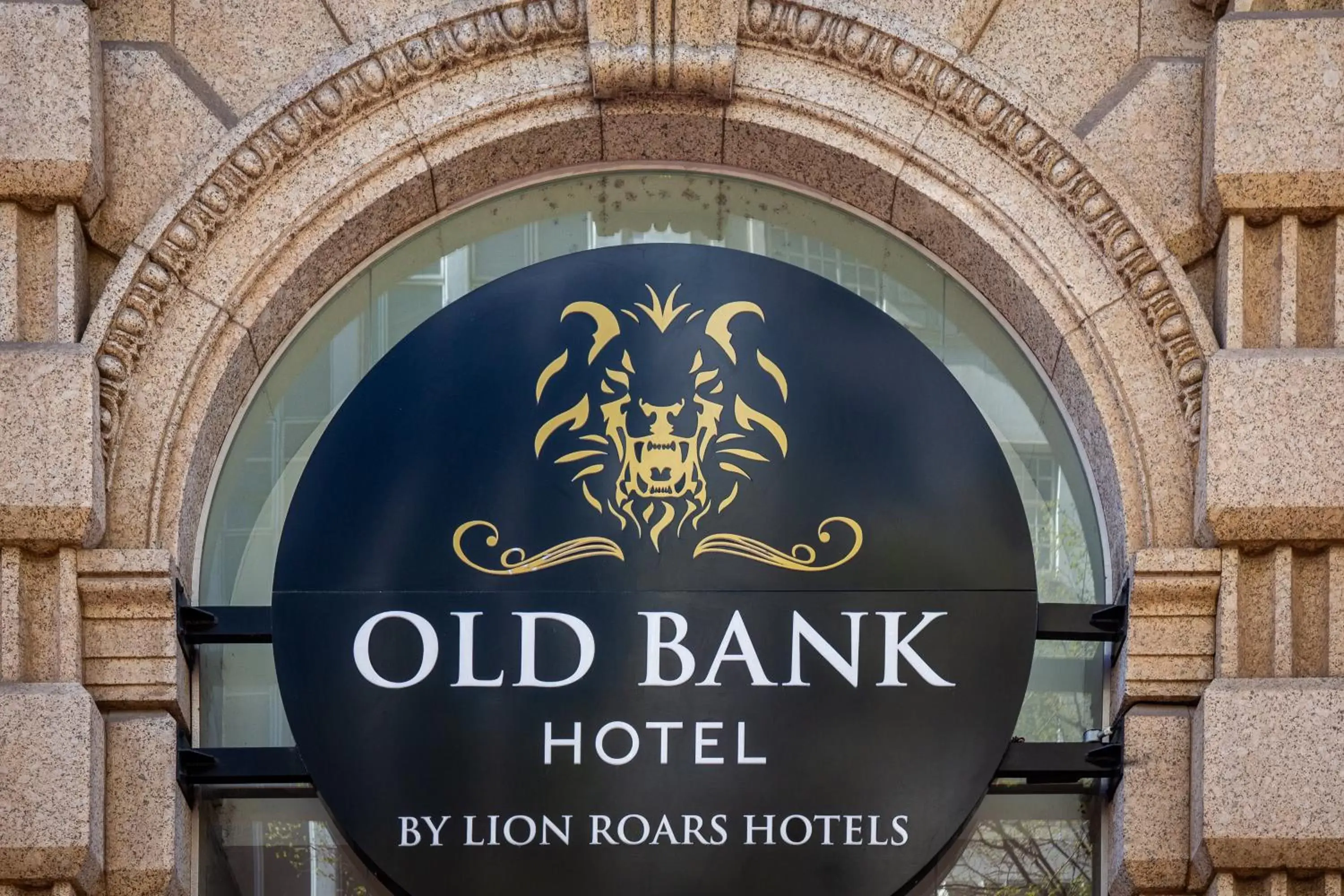 Facade/entrance in Old Bank Hotel - Lion Roars Hotels & Lodges