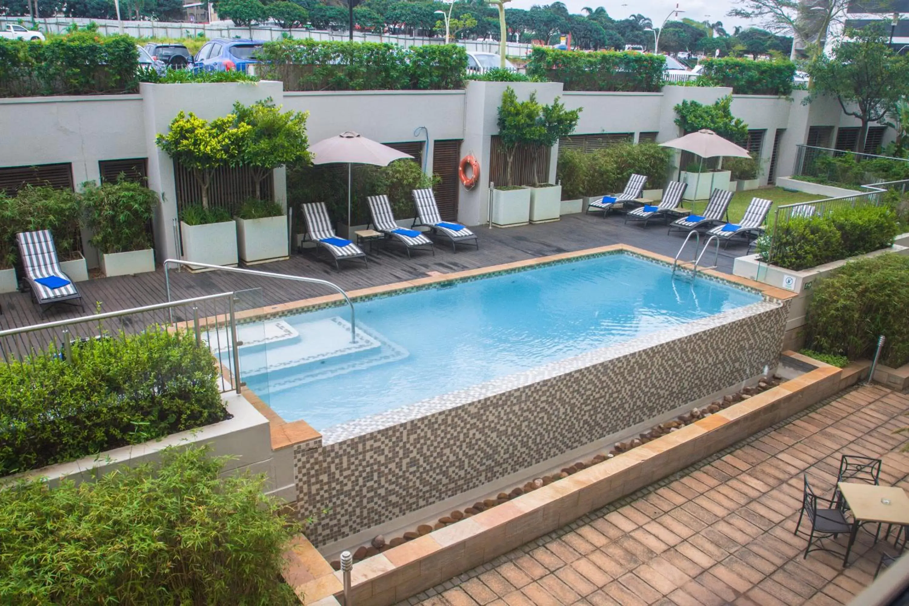 Photo of the whole room, Swimming Pool in Holiday Inn Express Durban - Umhlanga, an IHG Hotel