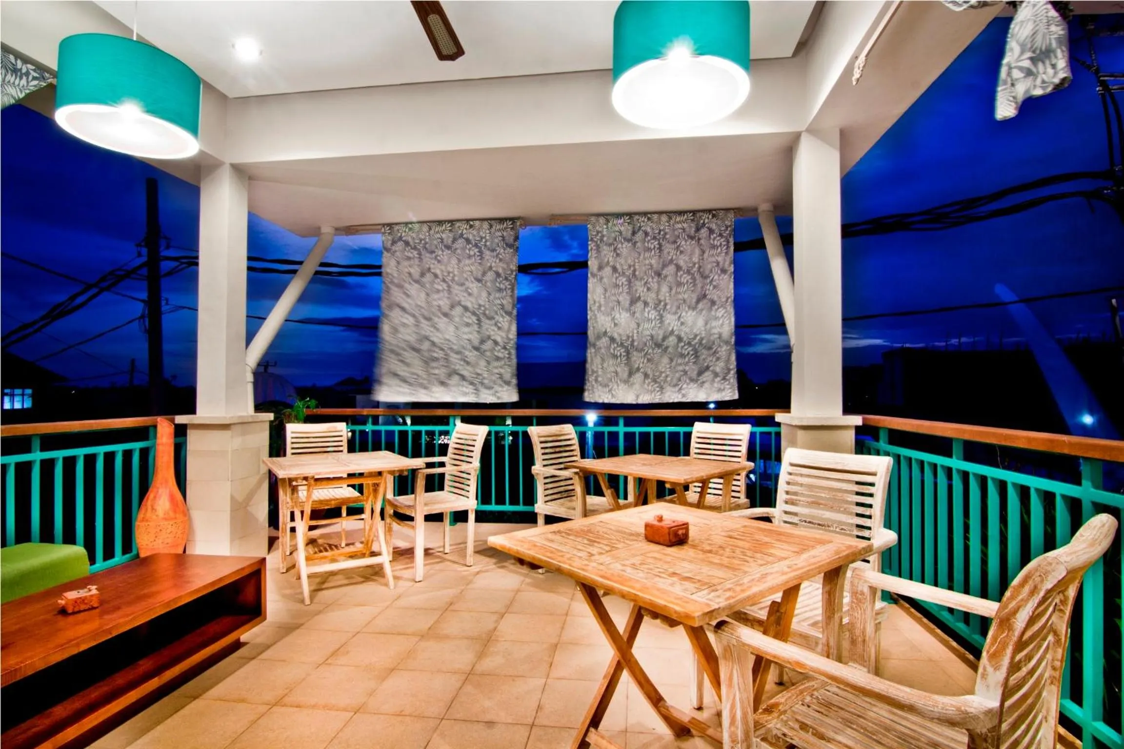 Restaurant/places to eat in The Green Zhurga Suite Seminyak