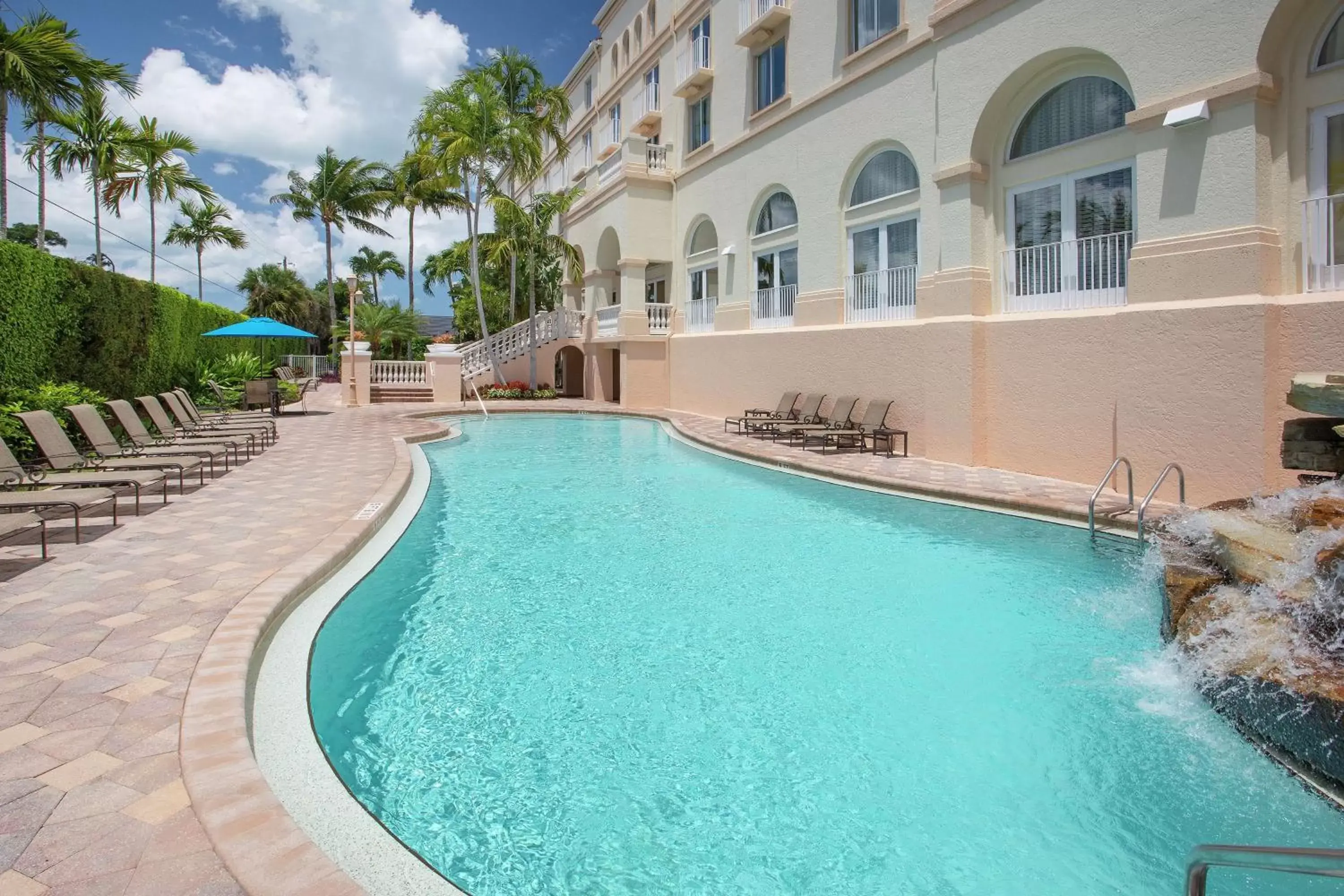 Pool view, Swimming Pool in Hilton Naples