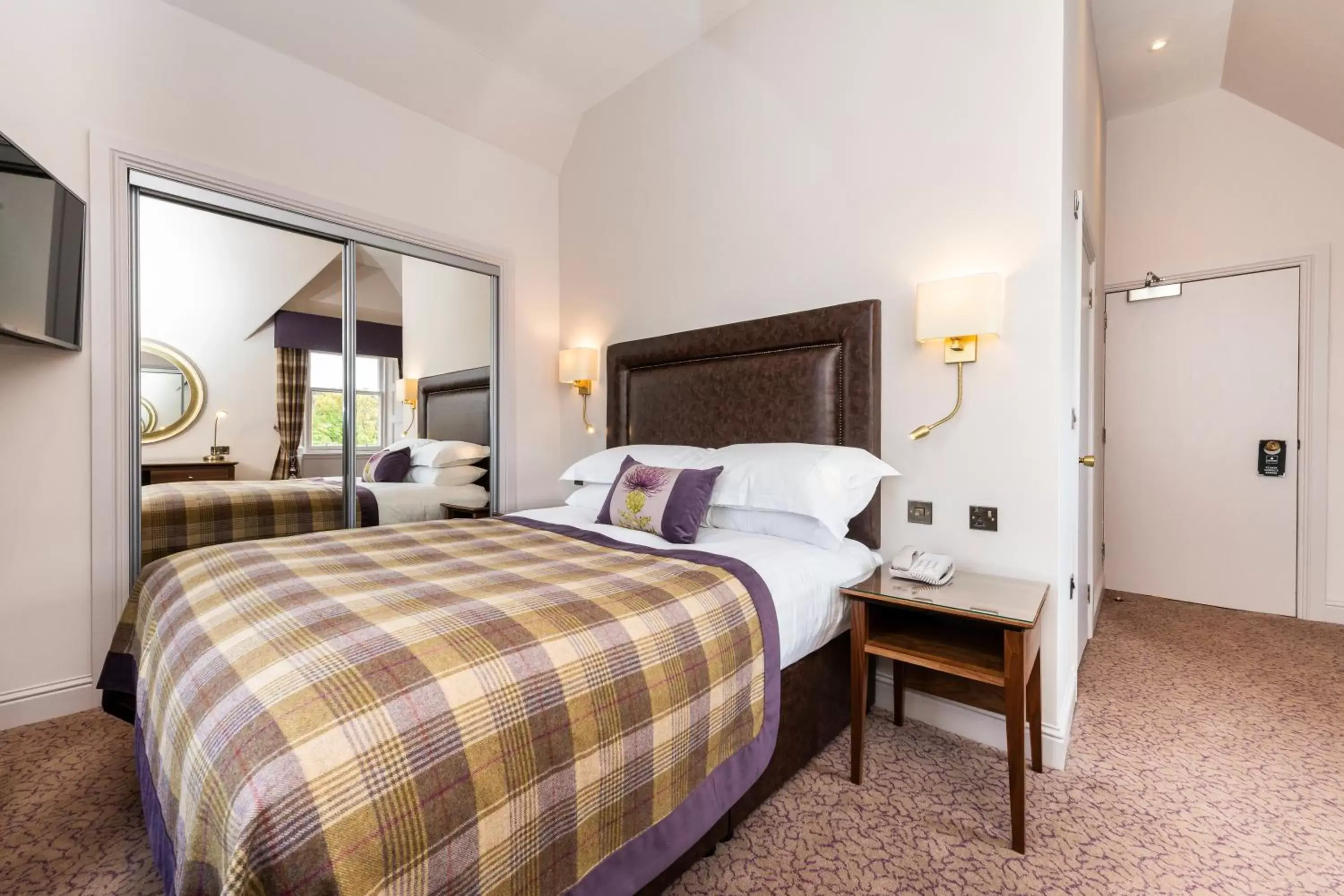 Bed in Macdonald Inchyra Hotel & Spa