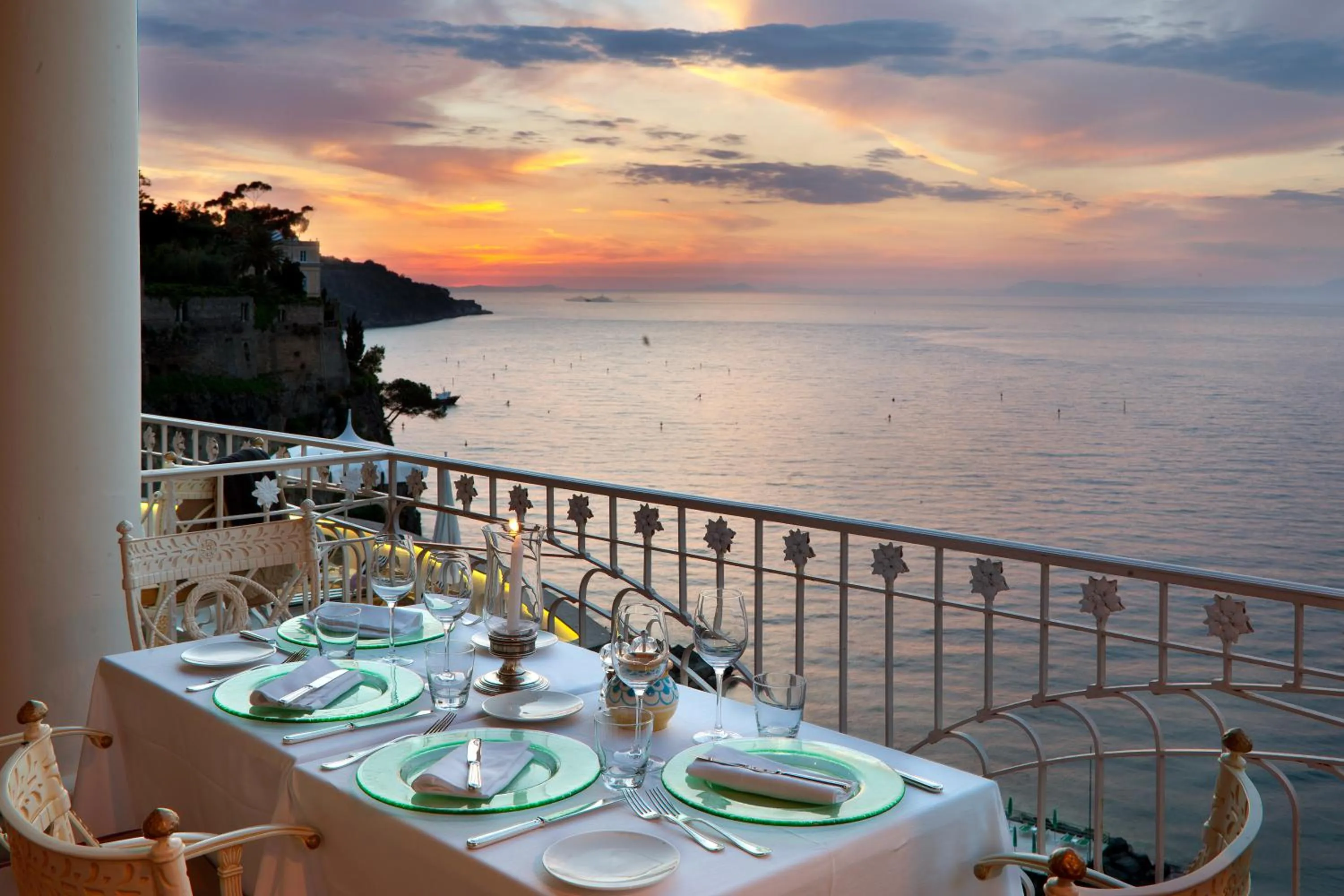 Patio in Bellevue Syrene