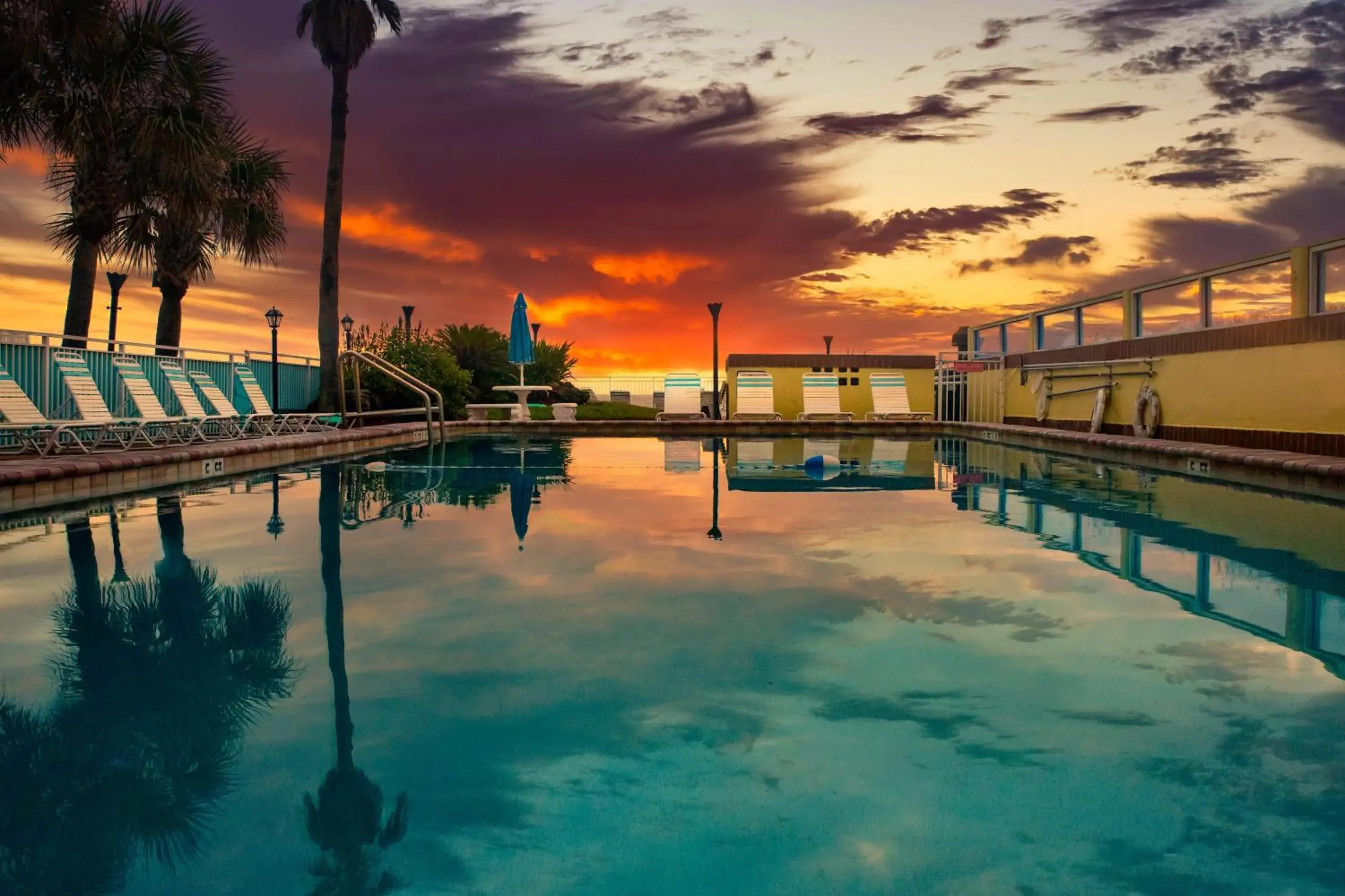 Swimming Pool in Sea Shells Beach Club