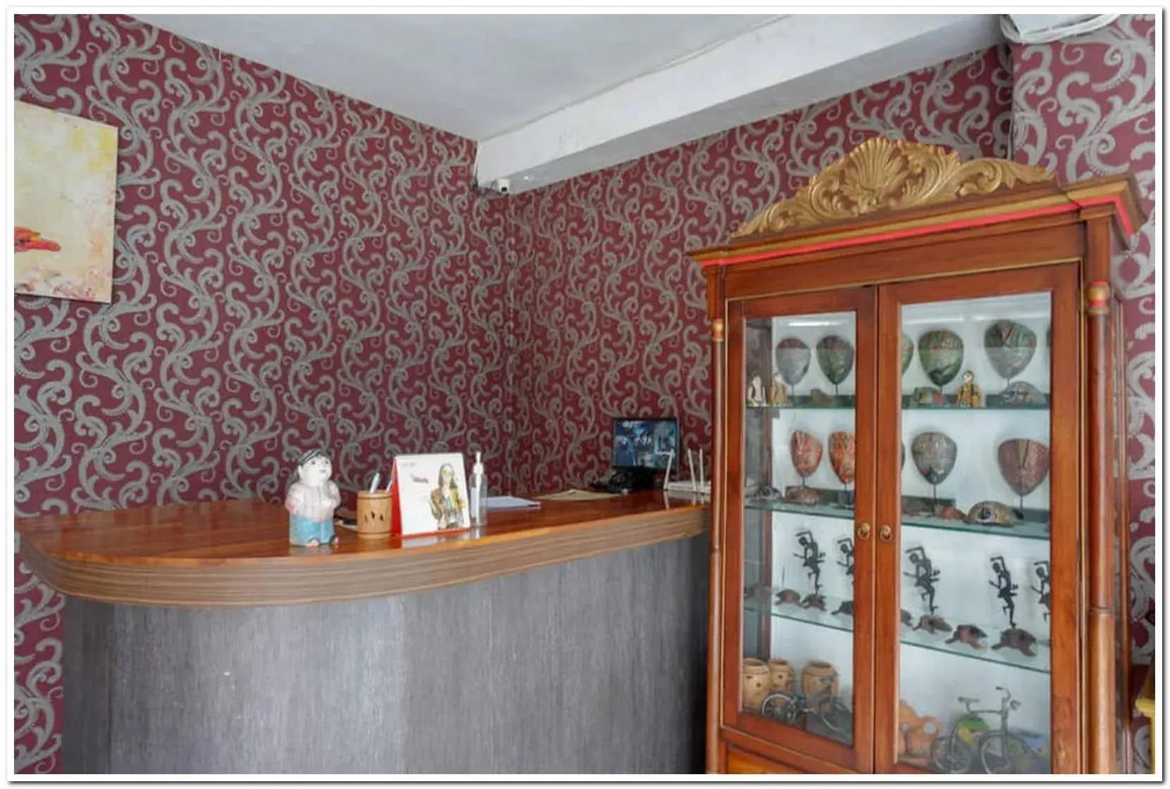 Lobby or reception in RedDoorz @ Prawirotaman Lobby or reception in RedDoorz @ Prawirotaman