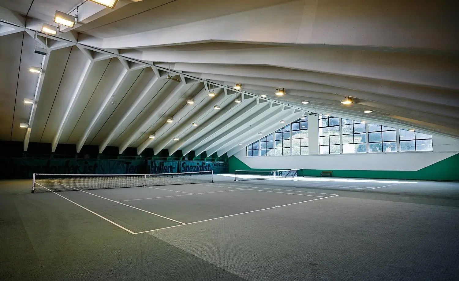 Tennis court, Other Activities in Hotel Pichlmayrgut