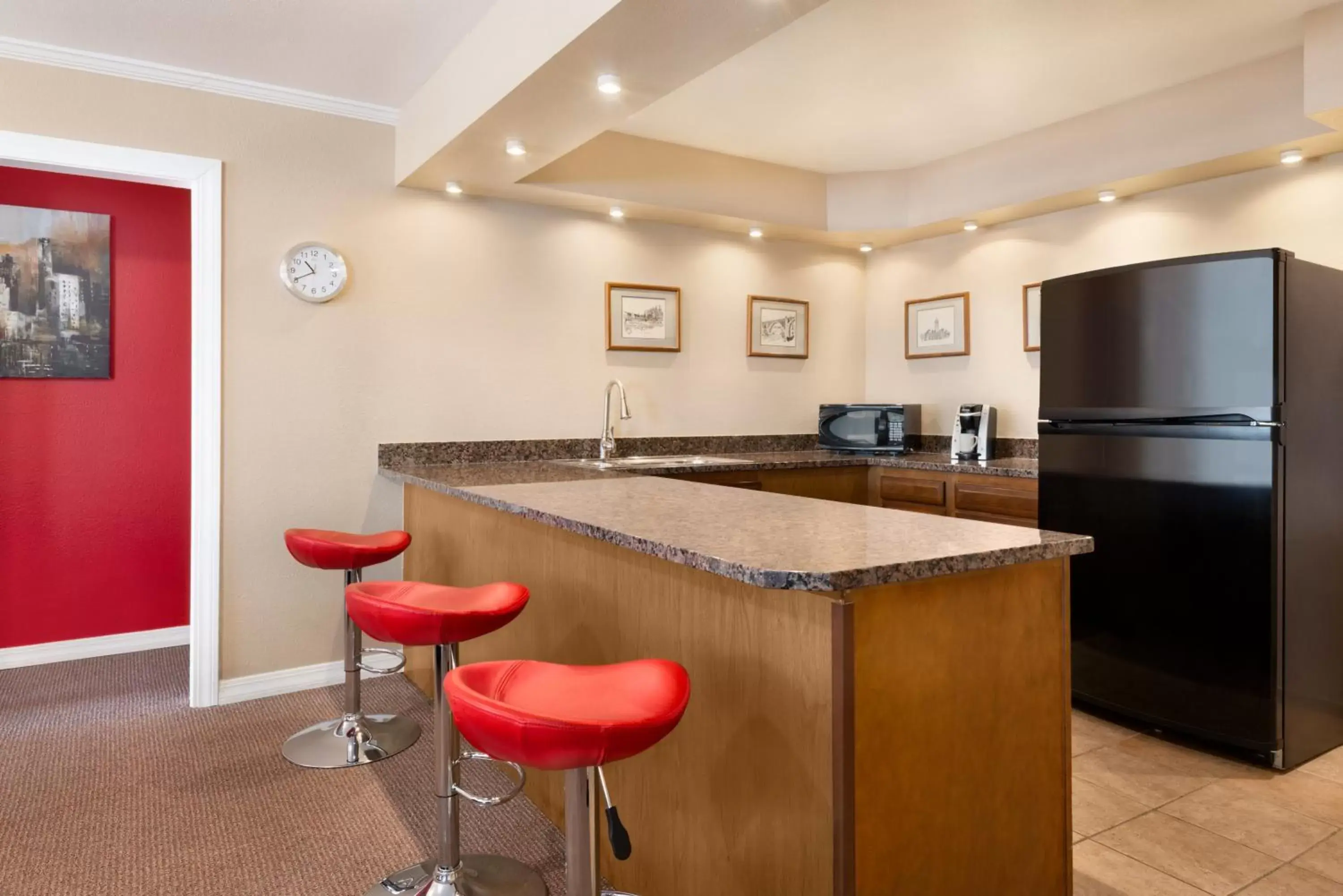 Kitchen/Kitchenette in Ramada by Wyndham Spokane Airport