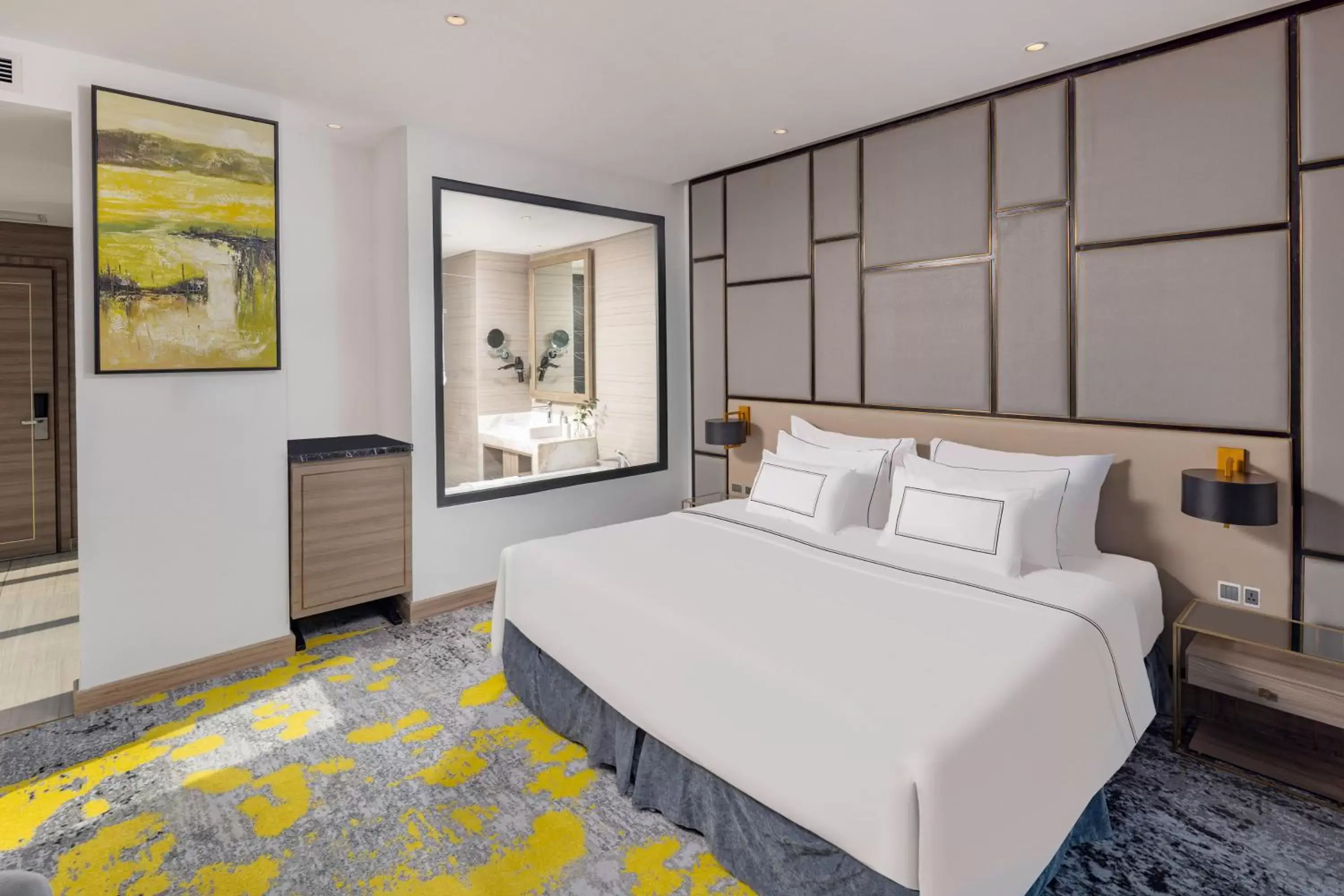 Bed in Melia Vinpearl Thanh Hoa