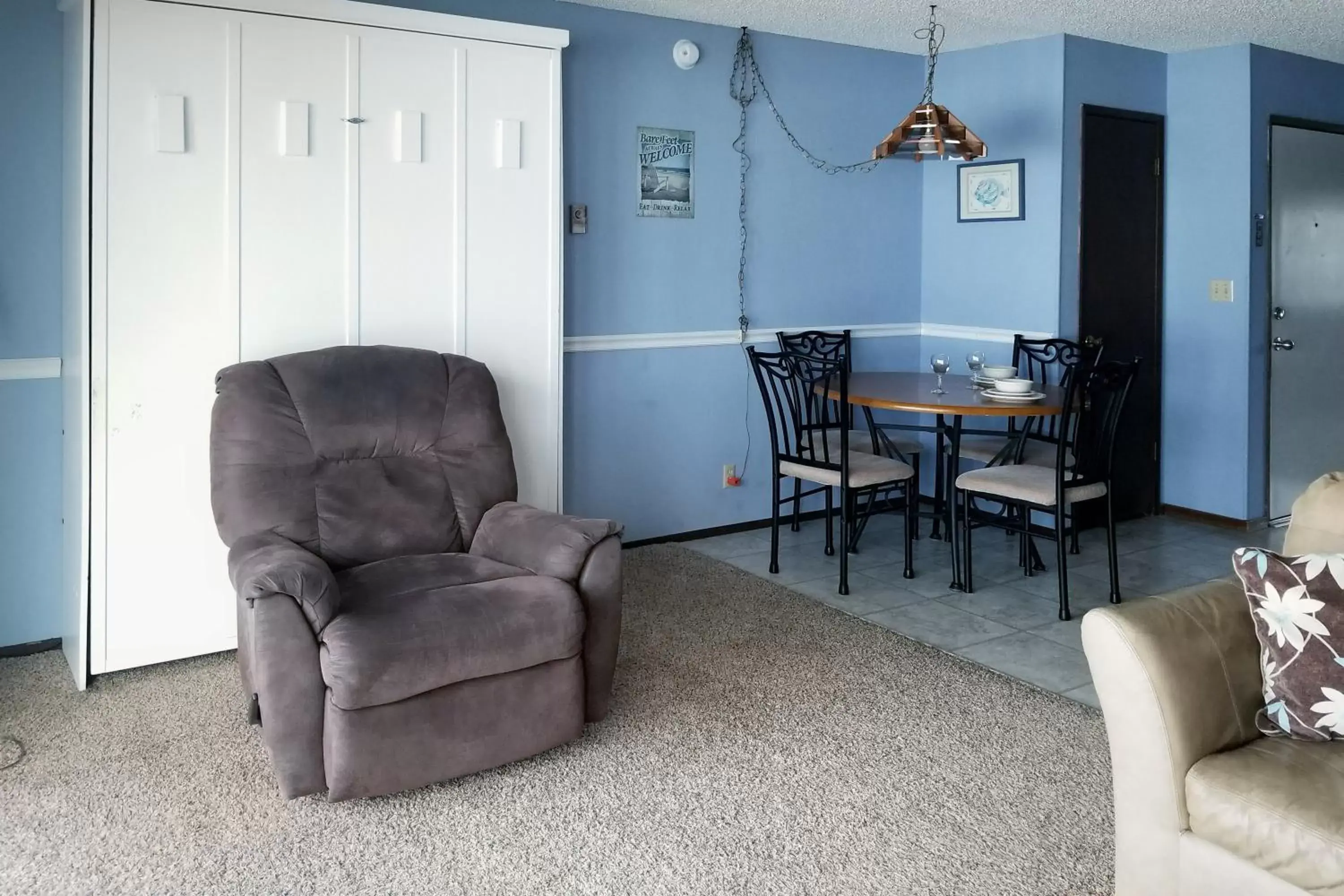 Living room, Seating Area in Ocean Terrace Condominiums