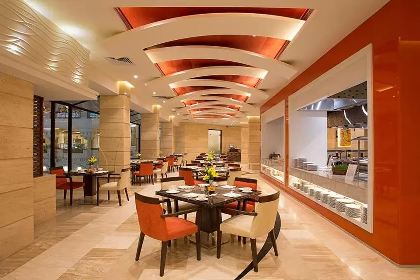 Restaurant/Places to Eat in The Suryaa Hotel New Delhi