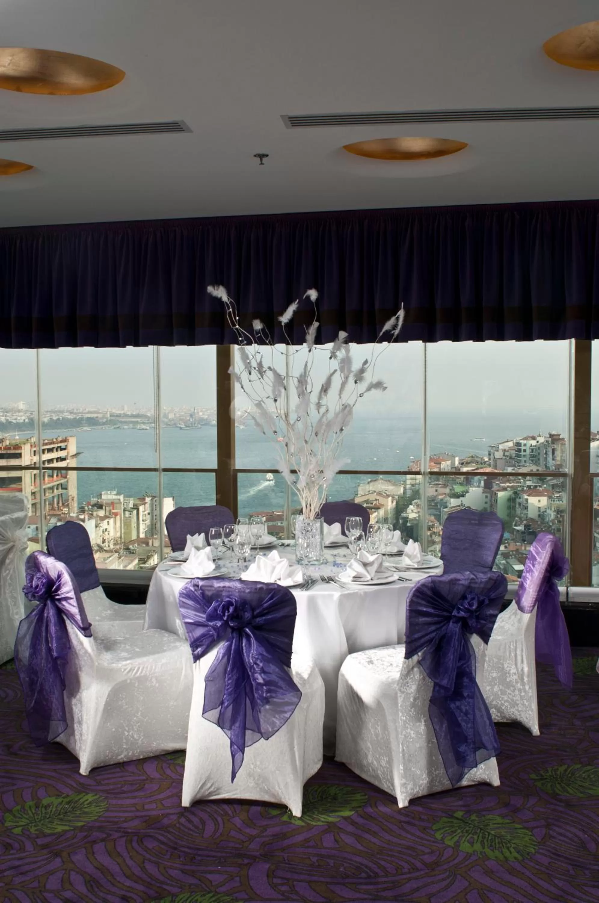 Banquet/Function facilities in Taxim Hill Hotel
