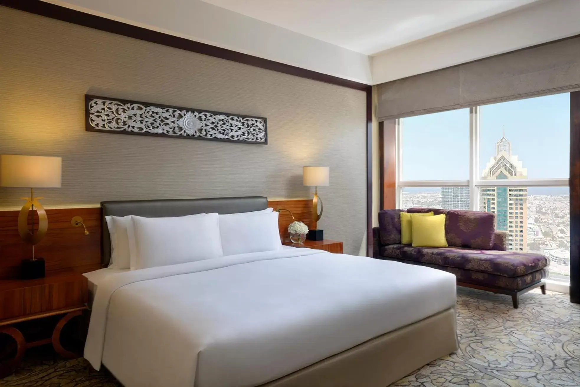 Bedroom, Bed in Dusit Thani Dubai
