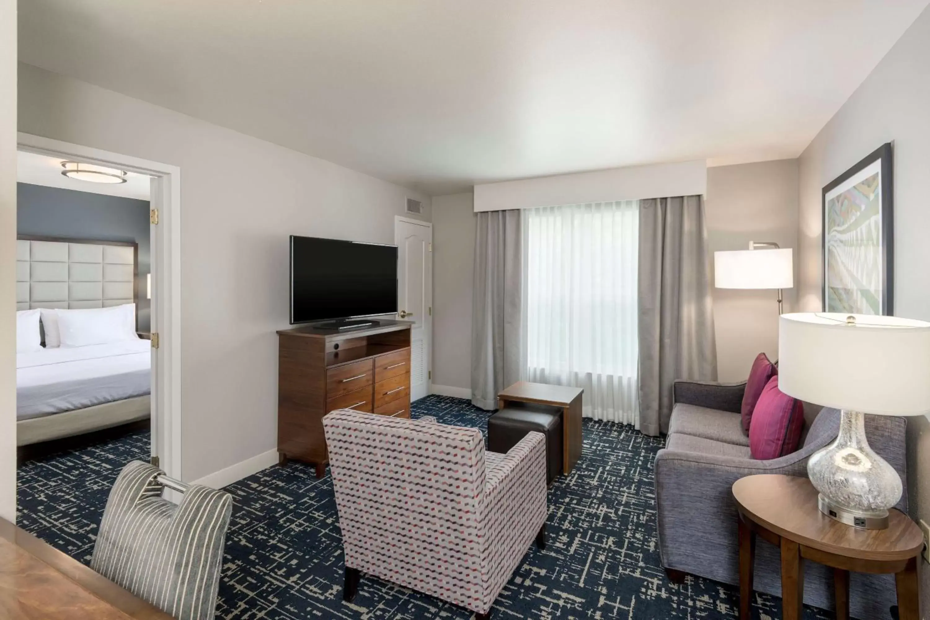 Bedroom in Homewood Suites by Hilton Mount Laurel