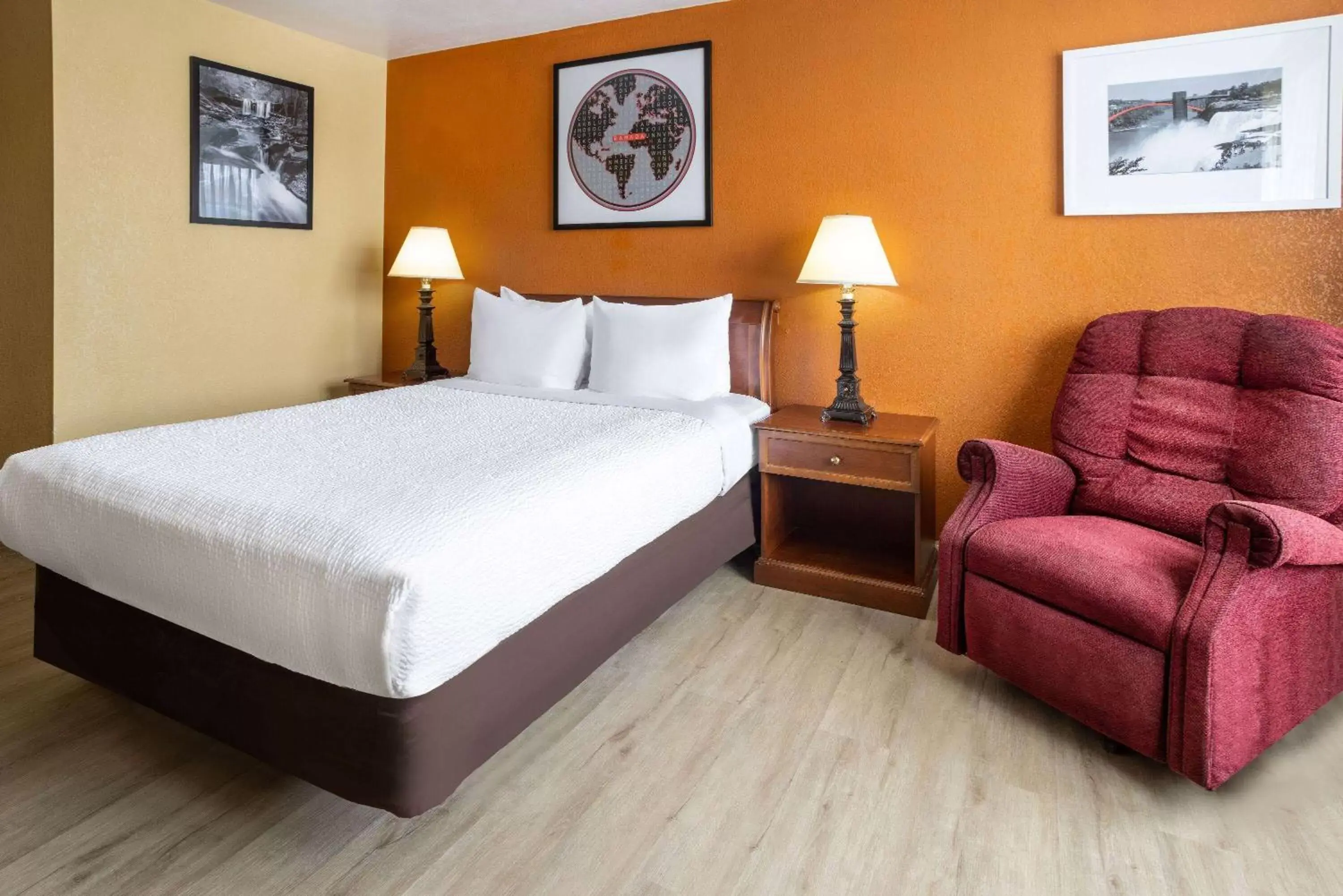 Photo of the whole room, Bed in Ramada by Wyndham Rome - Verona